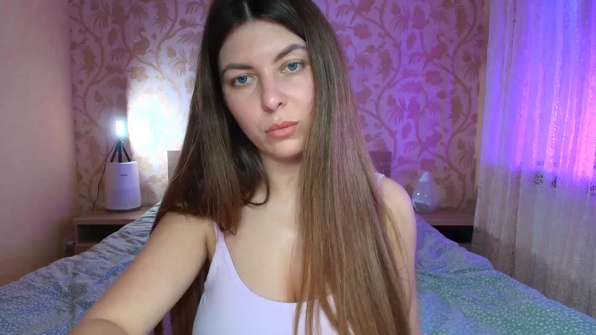 Gallery image thumbnail from BloodyMaria's myfreecams stream on, 03/28/2025, 14:25 image 5 of 20