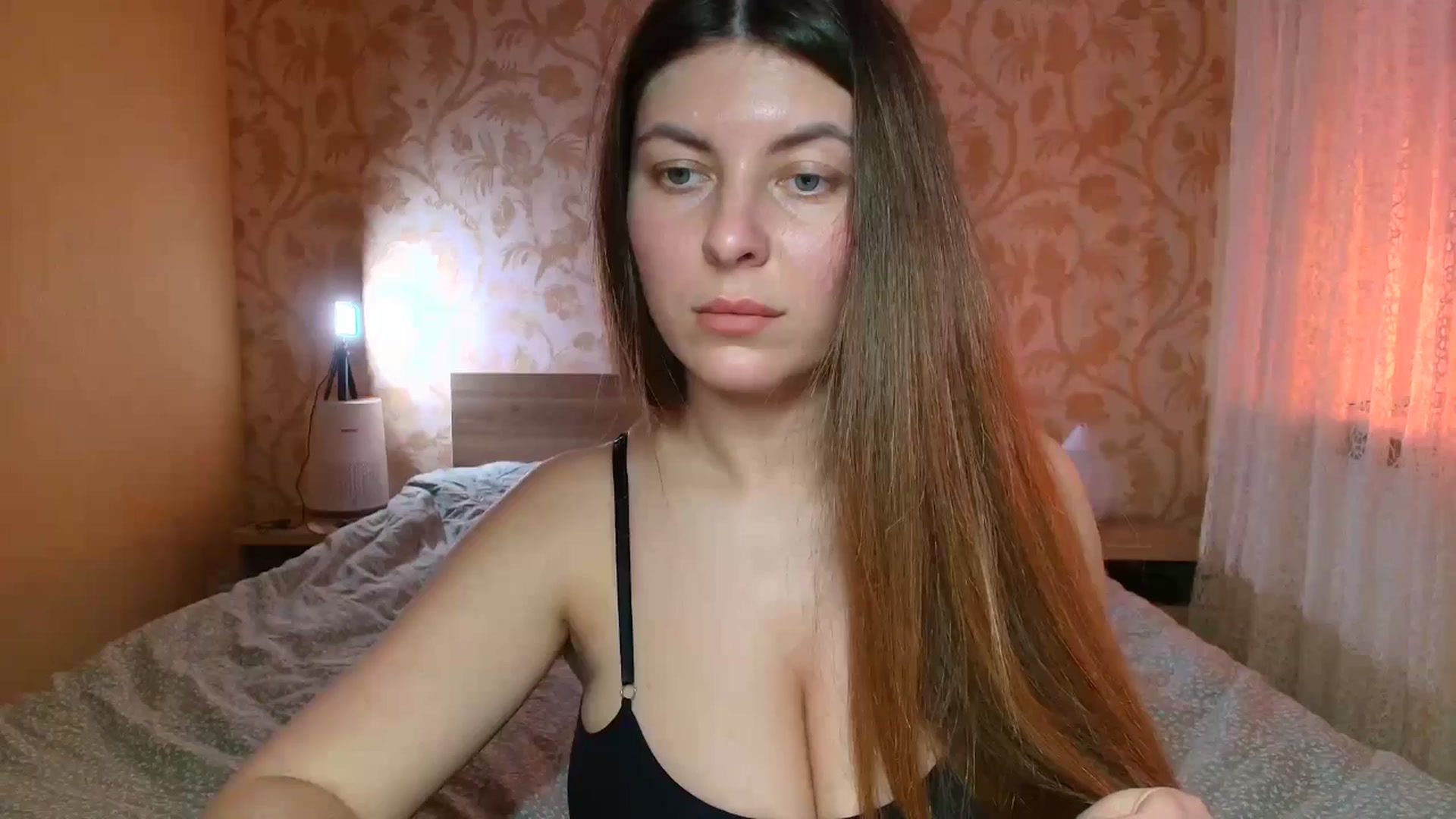 Gallery image thumbnail from BloodyMaria's myfreecams stream on, 03/29/2025, 14:21 image 13 of 20