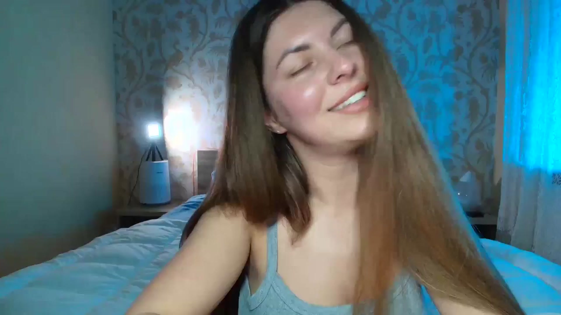Gallery image thumbnail from BloodyMaria's myfreecams stream on, 04/15/2025, 13:29 image 2 of 20