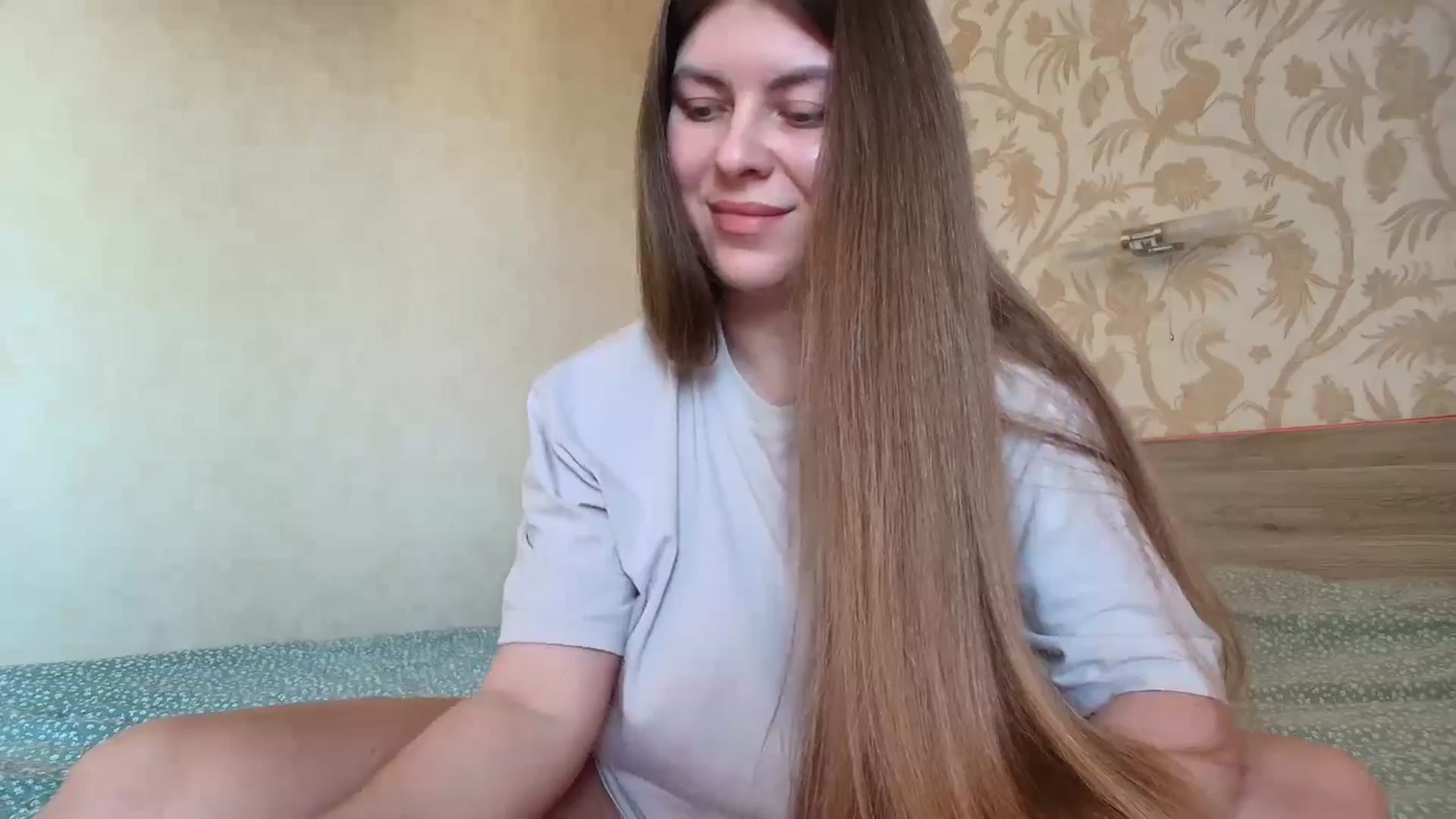Gallery image thumbnail from BloodyMaria's myfreecams stream on, 04/18/2025, 12:56 image 2 of 20