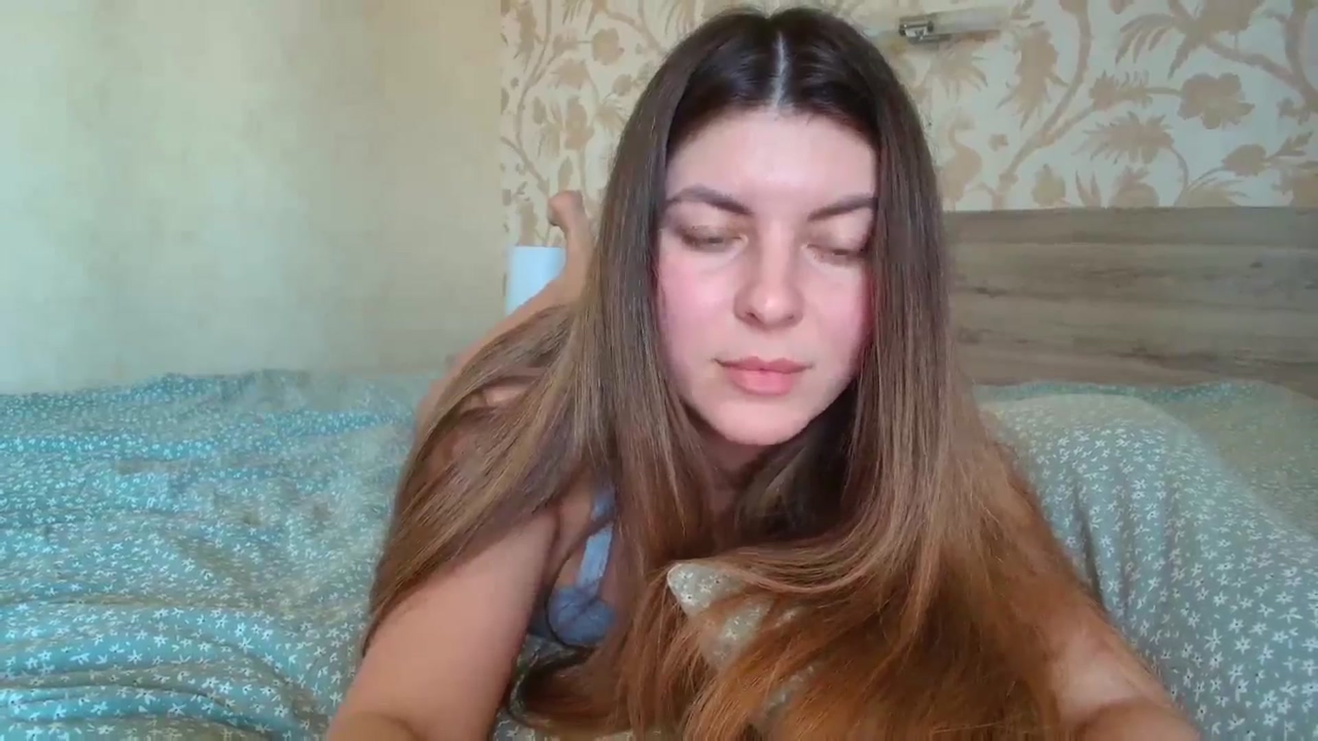 Gallery image thumbnail from BloodyMaria's myfreecams stream on, 04/19/2025, 14:43 image 2 of 20