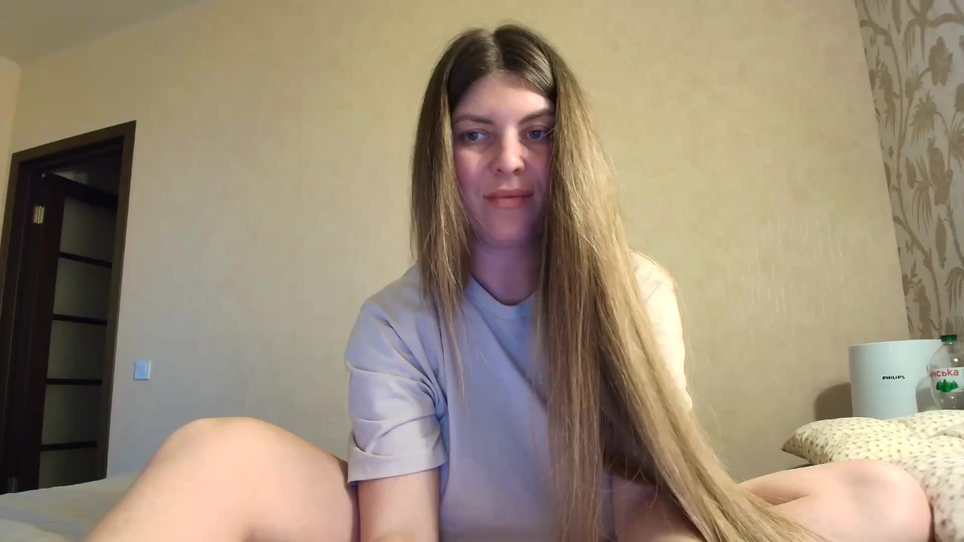 Gallery image thumbnail from BloodyMaria's myfreecams stream on, 04/22/2025, 18:04 image 1 of 20