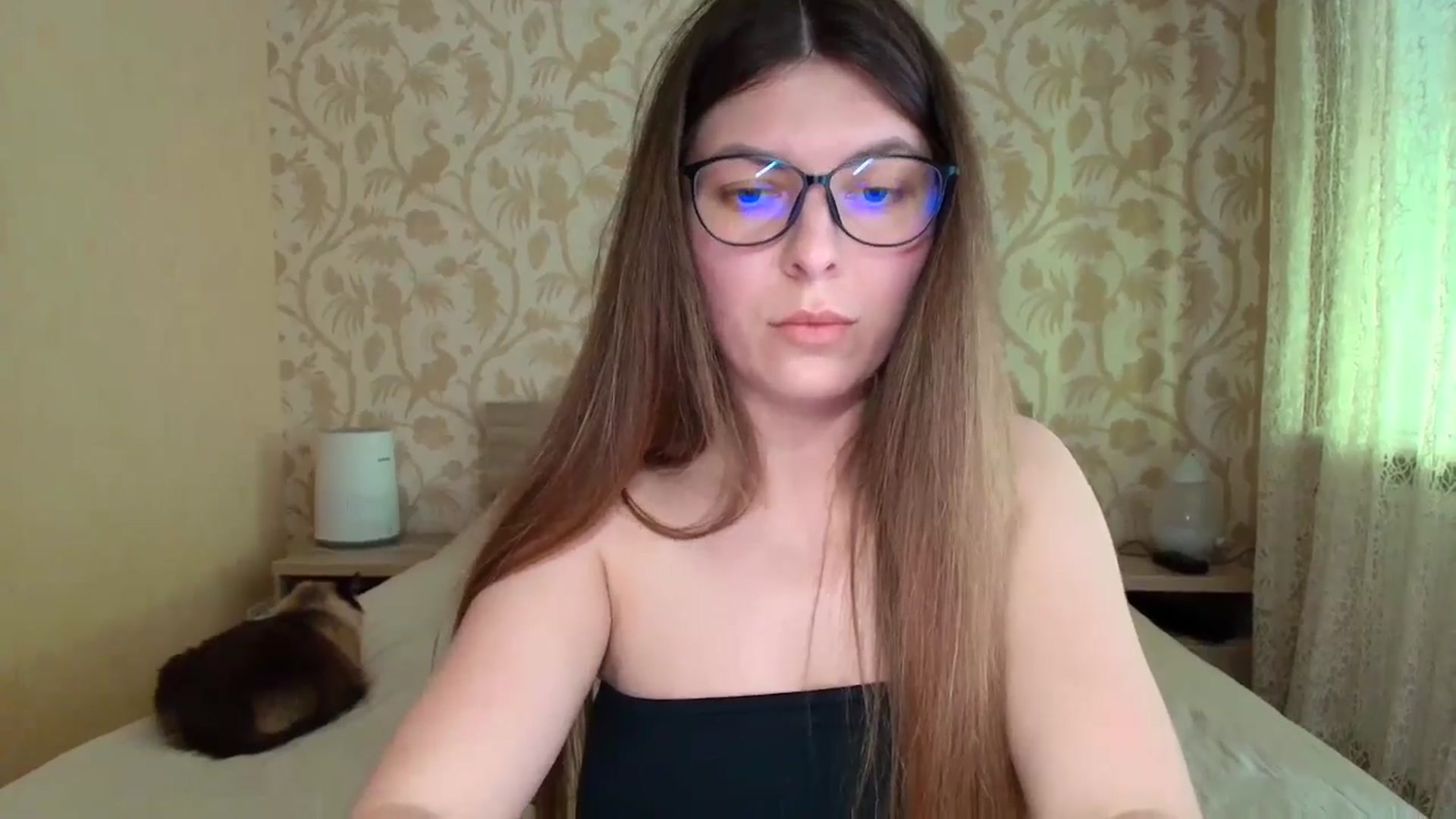 Gallery image thumbnail from BloodyMaria's myfreecams stream on, 04/24/2025, 11:14 image 16 of 20
