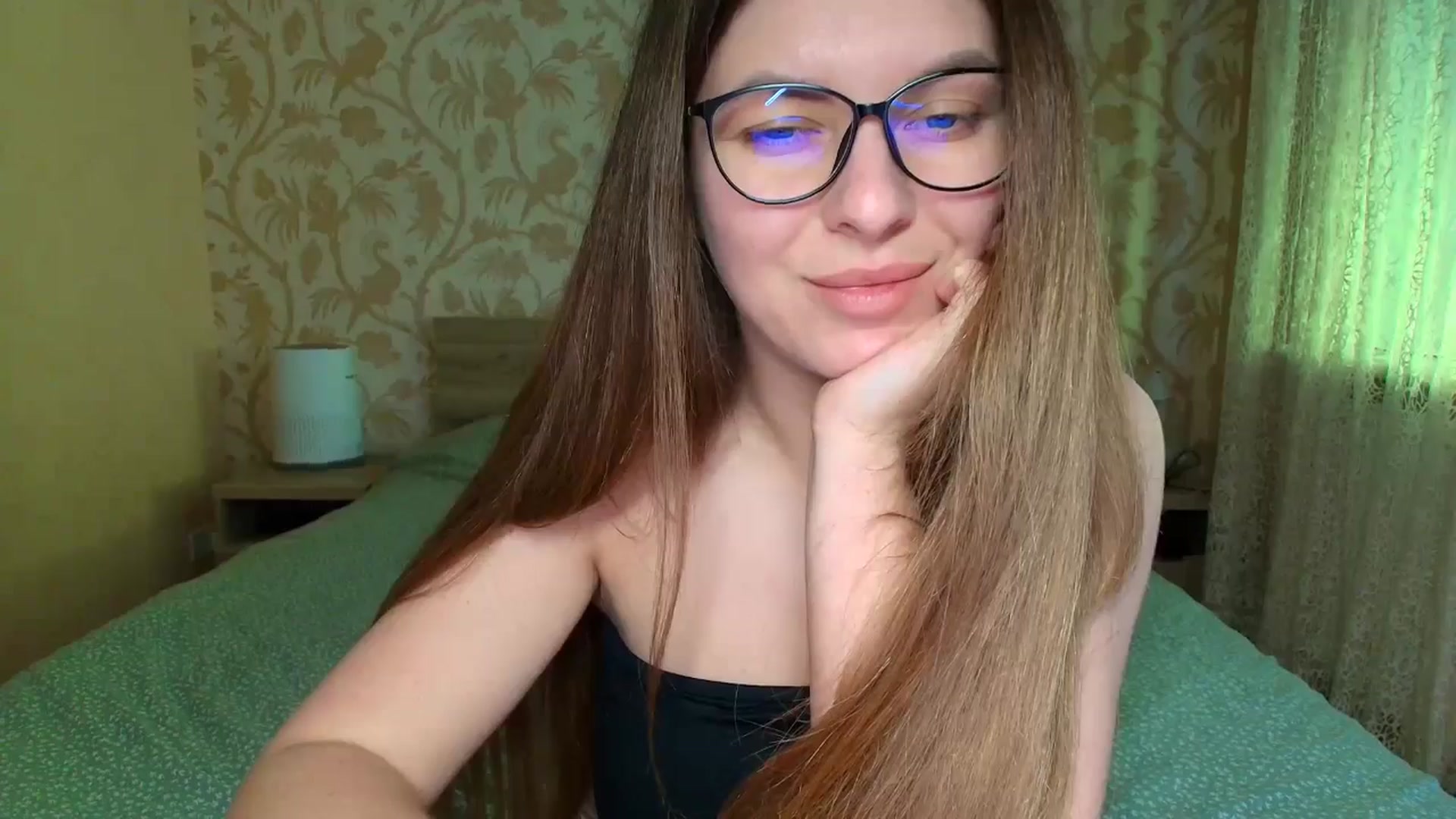 Gallery image thumbnail from BloodyMaria's myfreecams stream on, 04/25/2025, 10:54 image 9 of 20