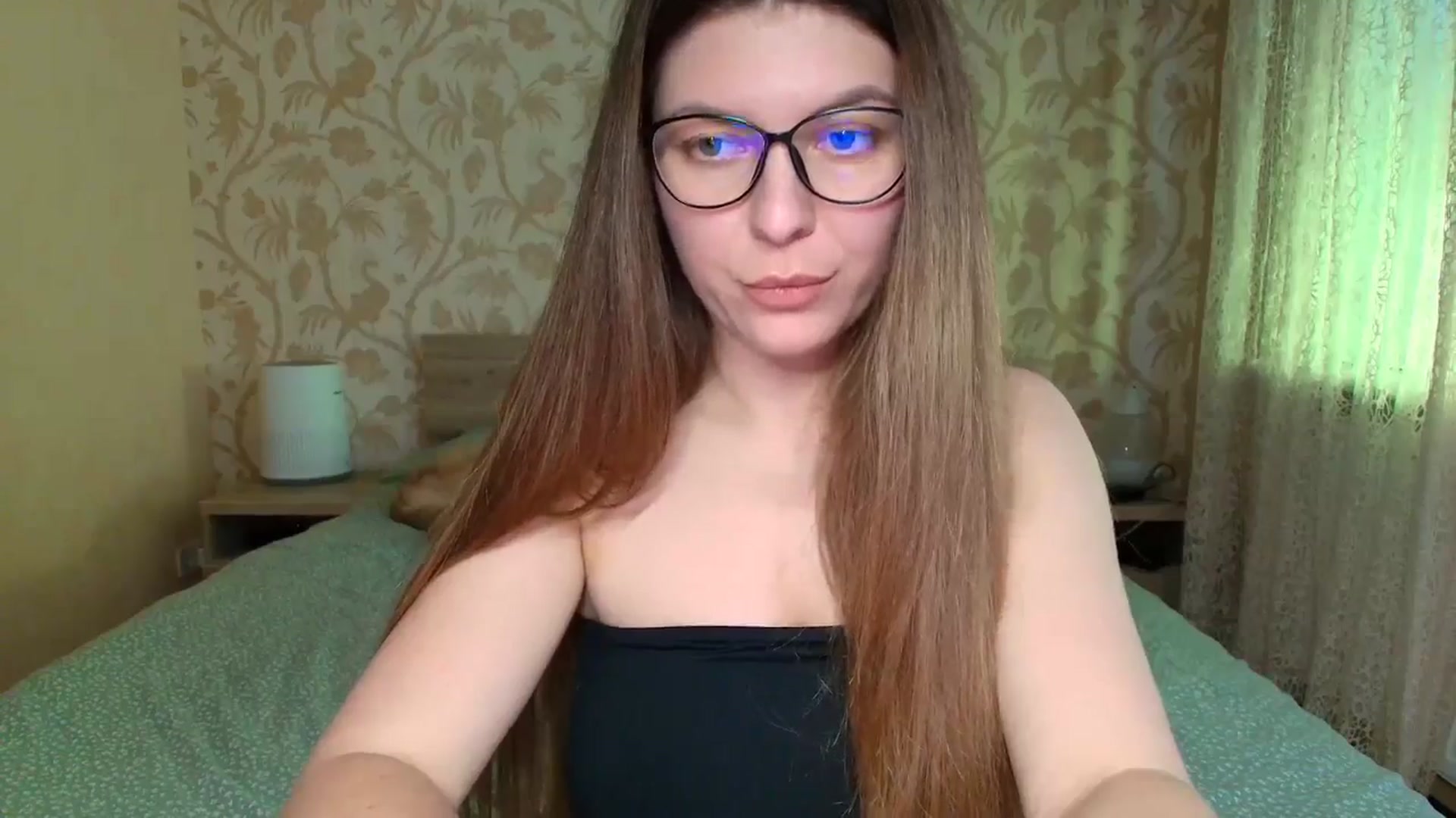 Gallery image thumbnail from BloodyMaria's myfreecams stream on, 04/25/2025, 11:24 image 7 of 20