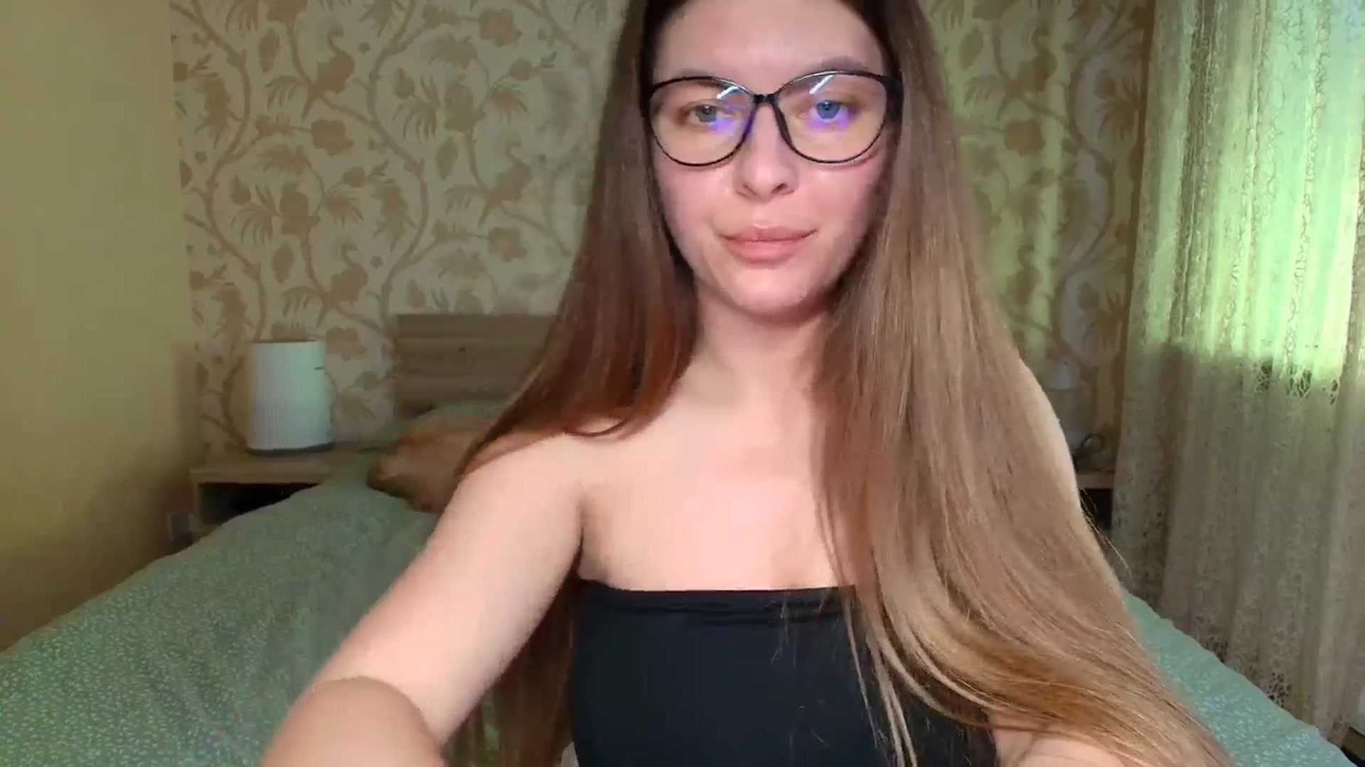Gallery image thumbnail from BloodyMaria's myfreecams stream on, 04/25/2025, 11:24 image 9 of 20