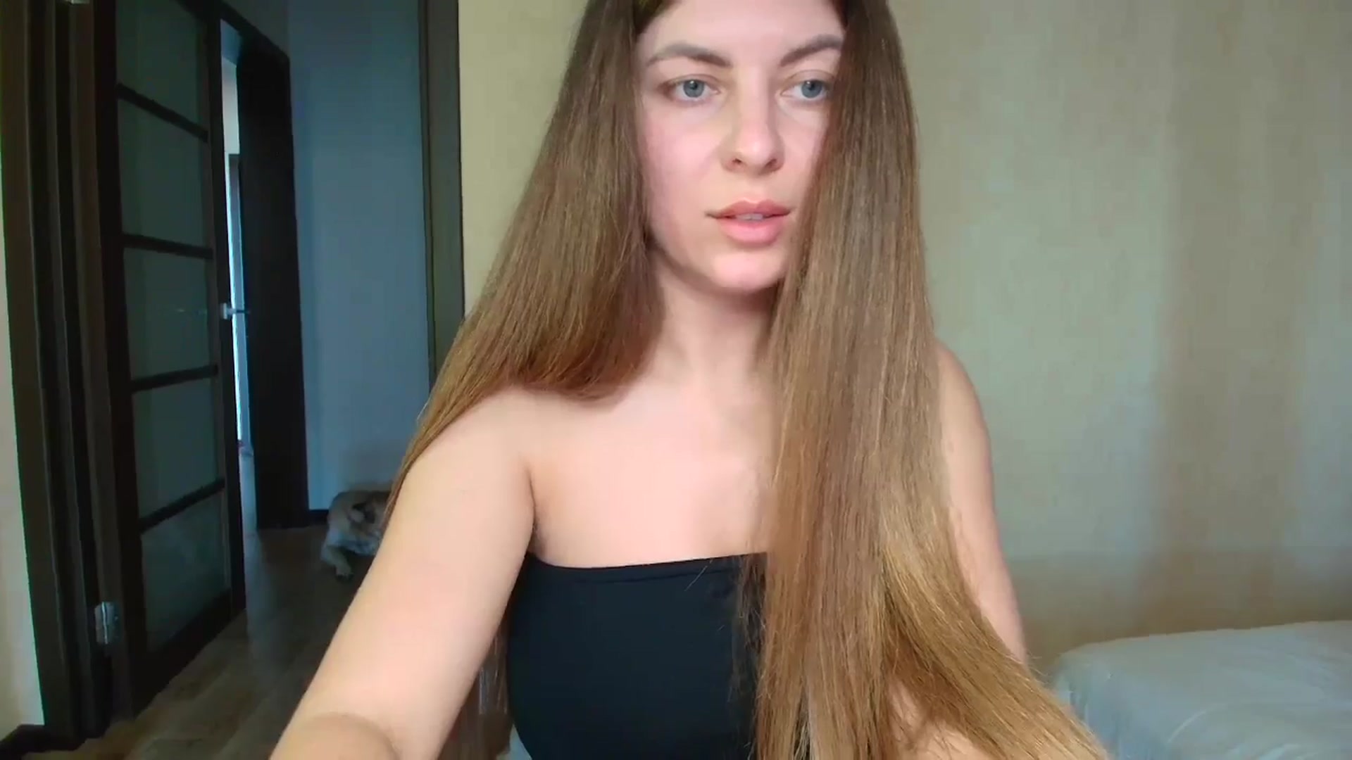 Gallery image thumbnail from BloodyMaria's myfreecams stream on, 04/27/2025, 12:21 image 4 of 20
