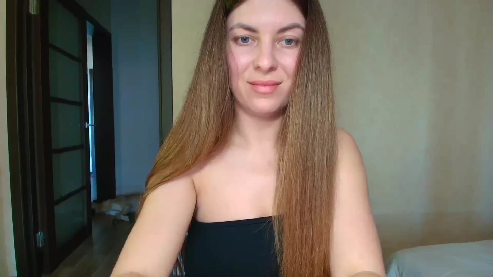 Gallery image thumbnail from BloodyMaria's myfreecams stream on, 04/27/2025, 12:21 image 3 of 20