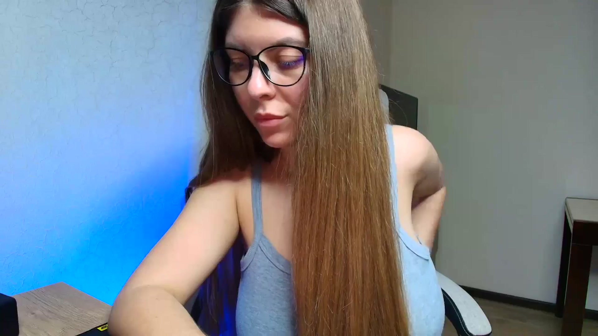 Gallery image thumbnail from BloodyMaria's myfreecams stream on, 05/05/2025, 13:23 image 18 of 20