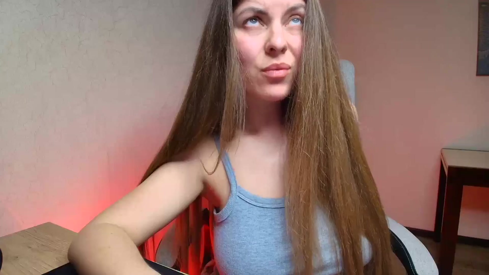 Gallery image thumbnail from BloodyMaria's myfreecams stream on, 05/06/2025, 17:42 image 16 of 20