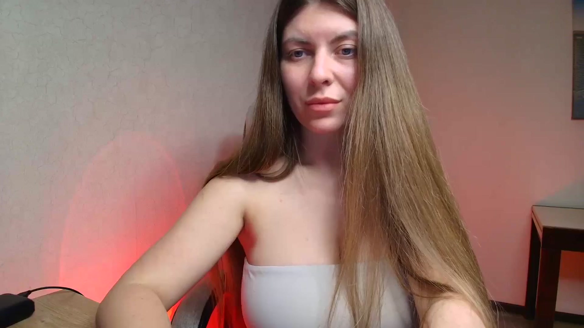 Gallery image thumbnail from BloodyMaria's myfreecams stream on, 05/08/2025, 17:24 image 2 of 20