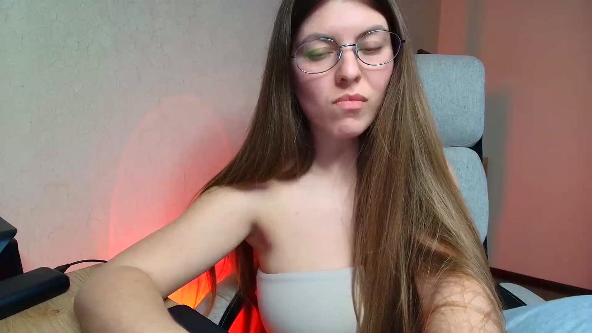 Gallery image thumbnail from BloodyMaria's myfreecams stream on, 05/08/2025, 18:50 image 7 of 20