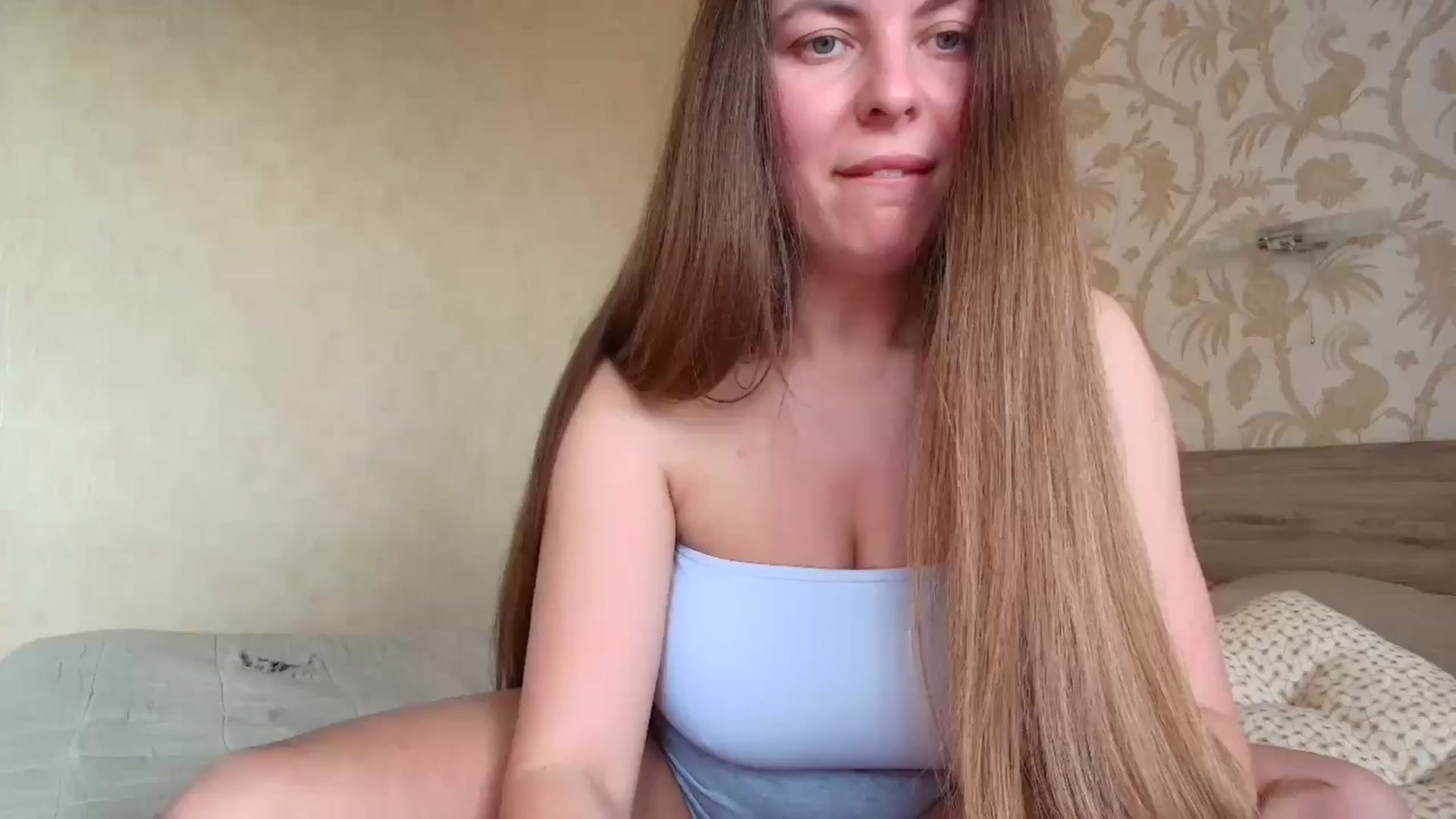 Gallery image thumbnail from BloodyMaria's myfreecams stream on, 05/11/2025, 13:25 image 3 of 20