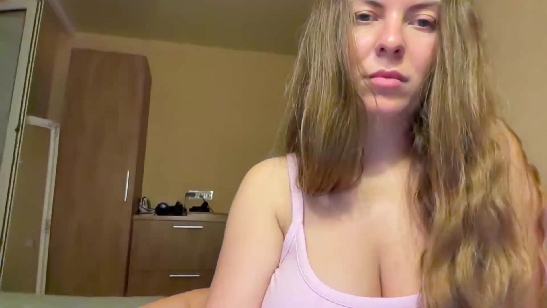 Gallery image thumbnail from BloodyMaria's myfreecams stream on, 06/03/2025, 20:54 image 16 of 20