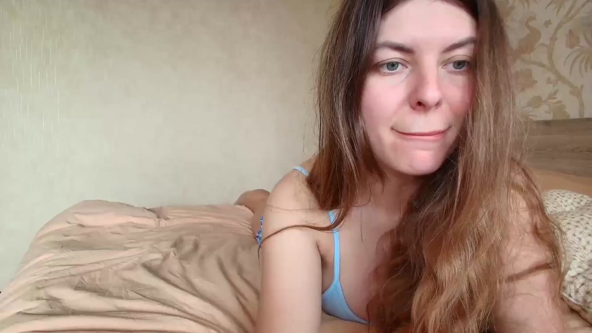 Gallery image thumbnail from BloodyMaria's myfreecams stream on, 06/26/2025, 08:31 image 10 of 20