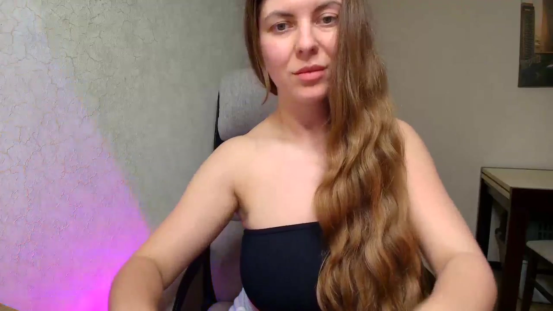 Gallery image thumbnail from BloodyMaria's myfreecams stream on, 07/02/2025, 18:30 image 16 of 20
