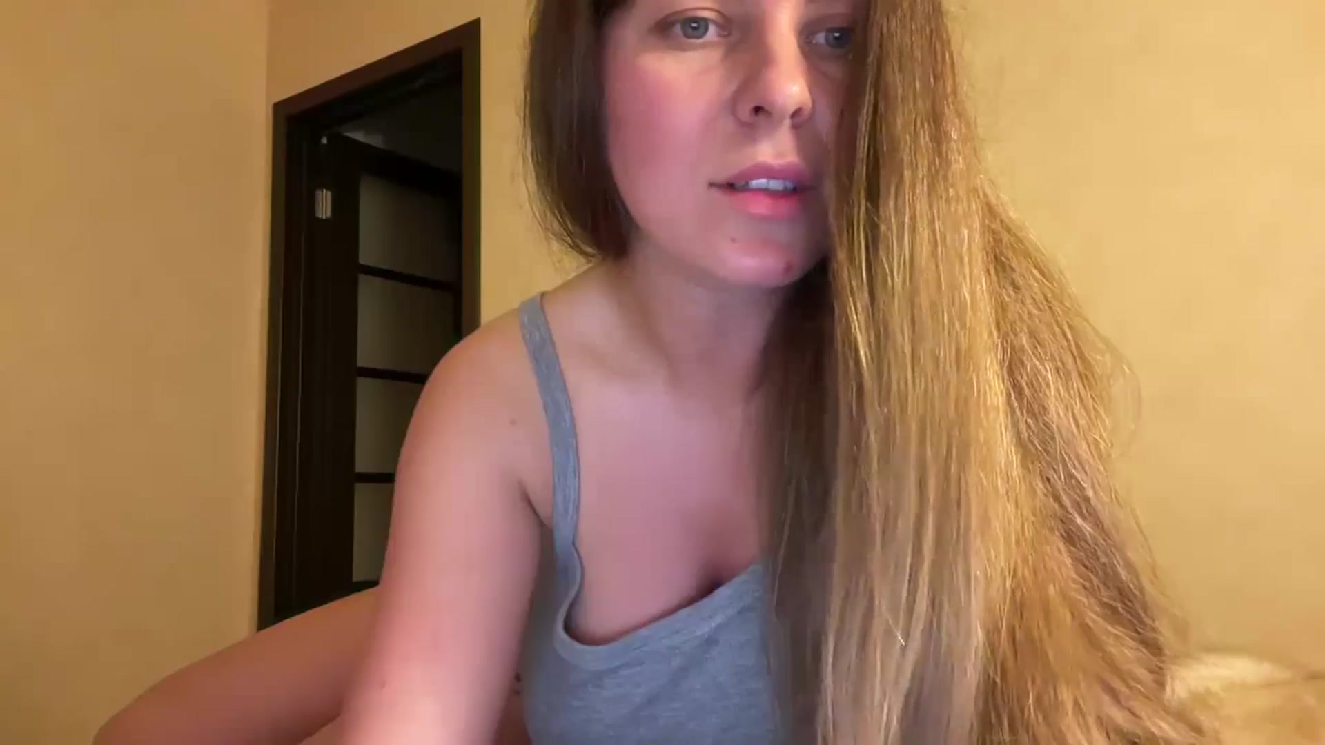 Gallery image thumbnail from BloodyMaria's myfreecams stream on, 07/22/2025, 19:18 image 10 of 20