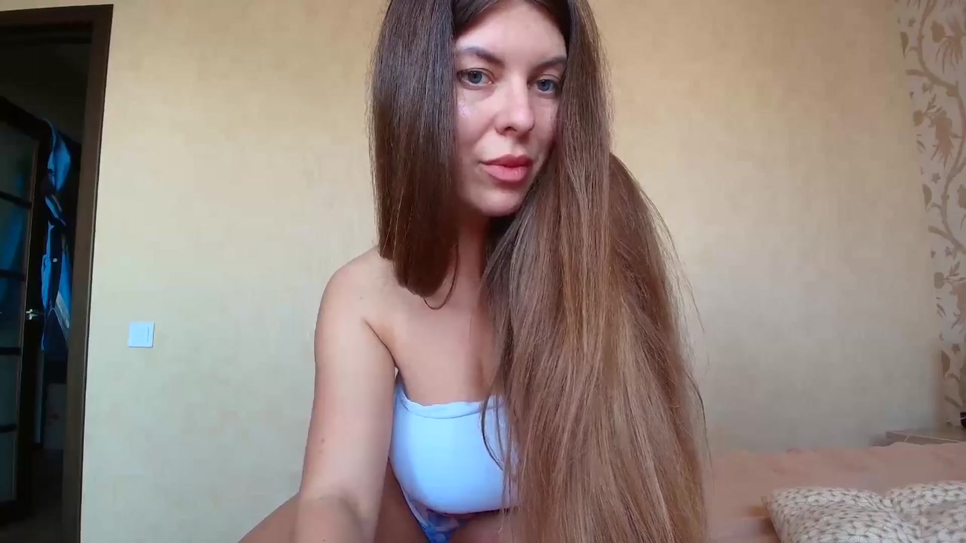 Gallery image thumbnail from BloodyMaria's myfreecams stream on, 07/26/2025, 16:32 image 3 of 20