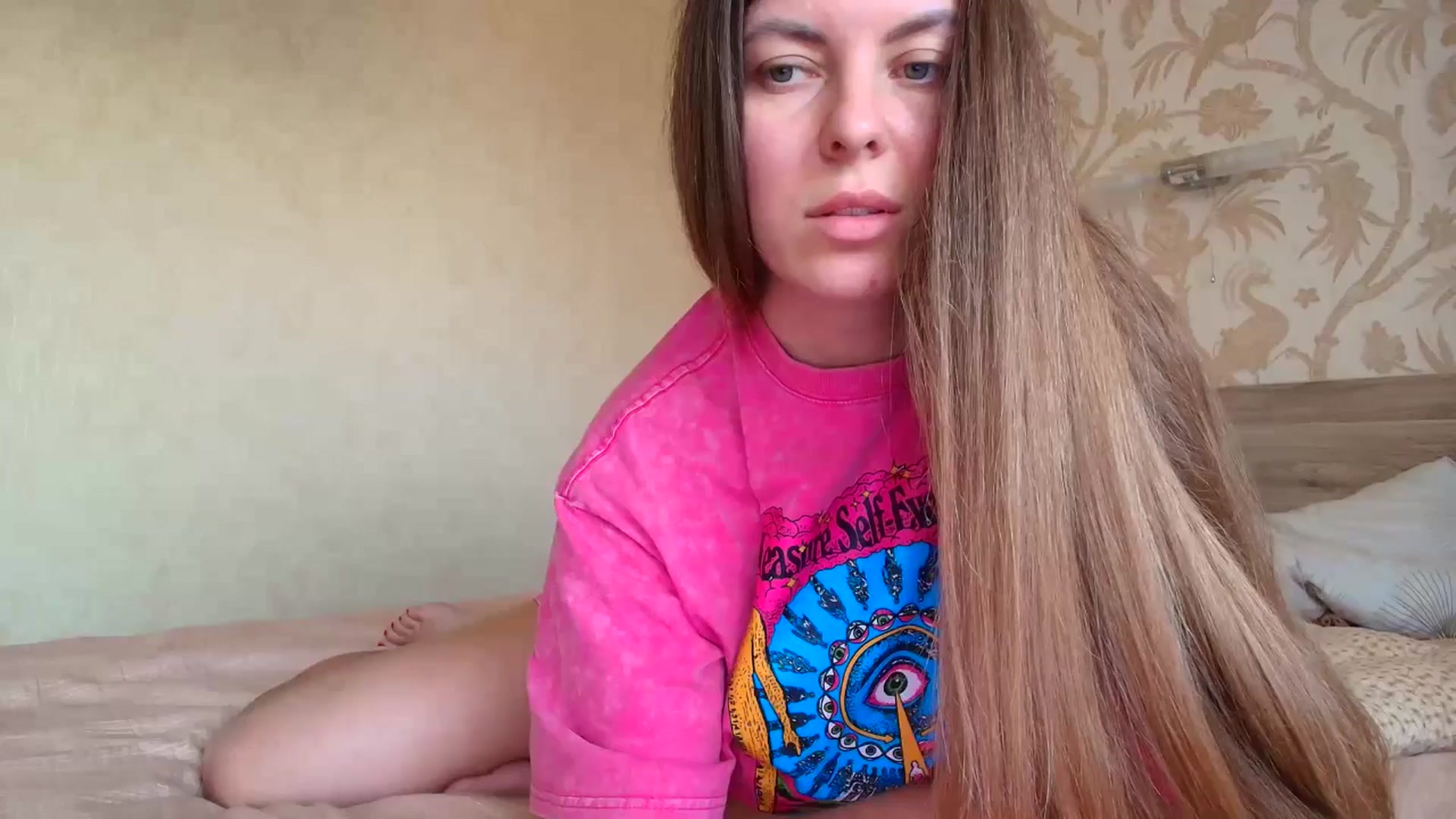 Gallery image thumbnail from BloodyMaria's myfreecams stream on, 07/27/2025, 16:44 image 6 of 20