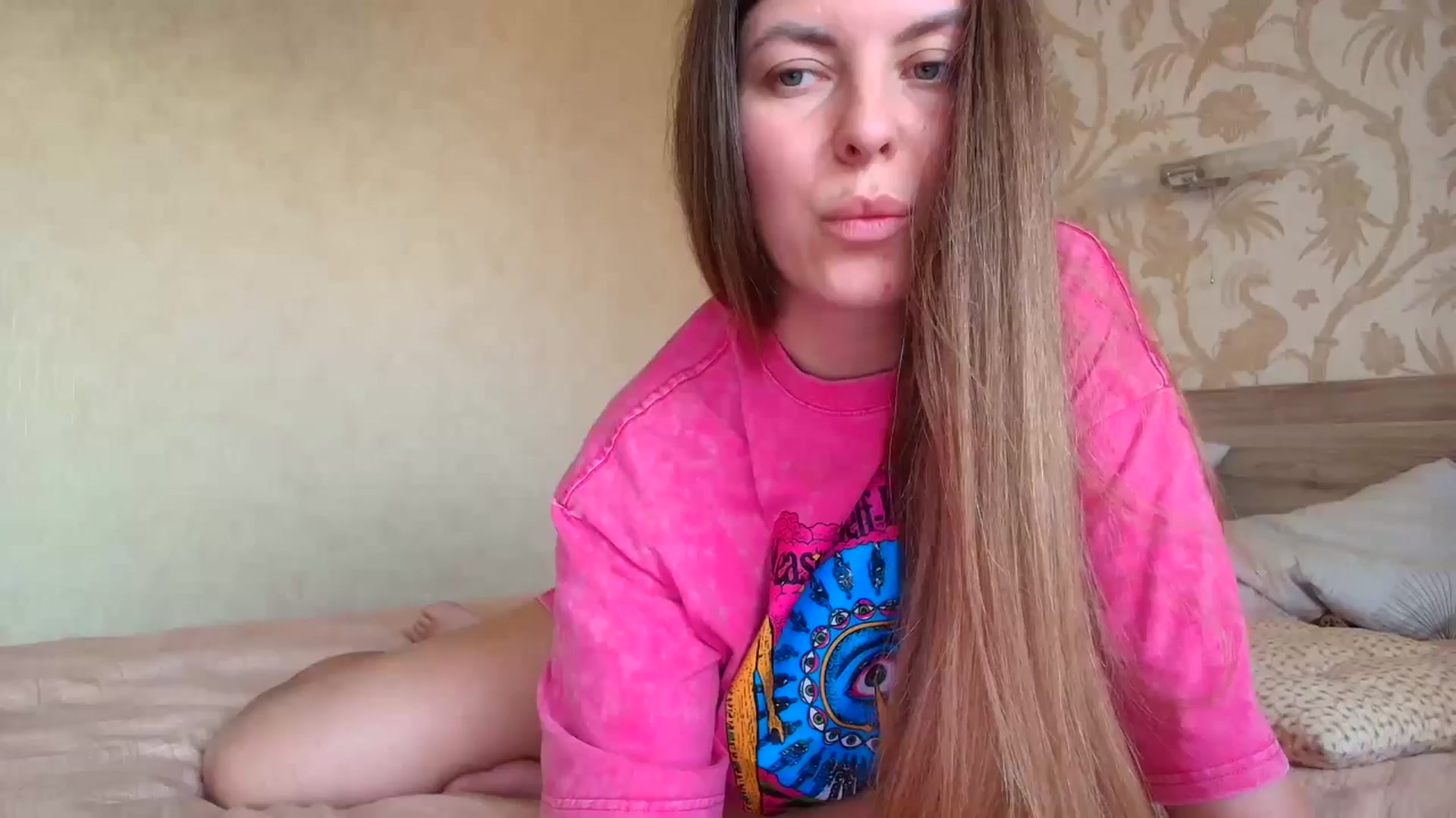 Gallery image thumbnail from BloodyMaria's myfreecams stream on, 07/27/2025, 16:44 image 7 of 20