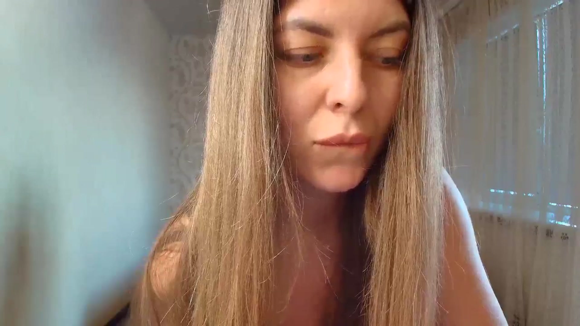 Gallery image thumbnail from BloodyMaria's myfreecams stream on, 08/02/2025, 10:19 image 7 of 20