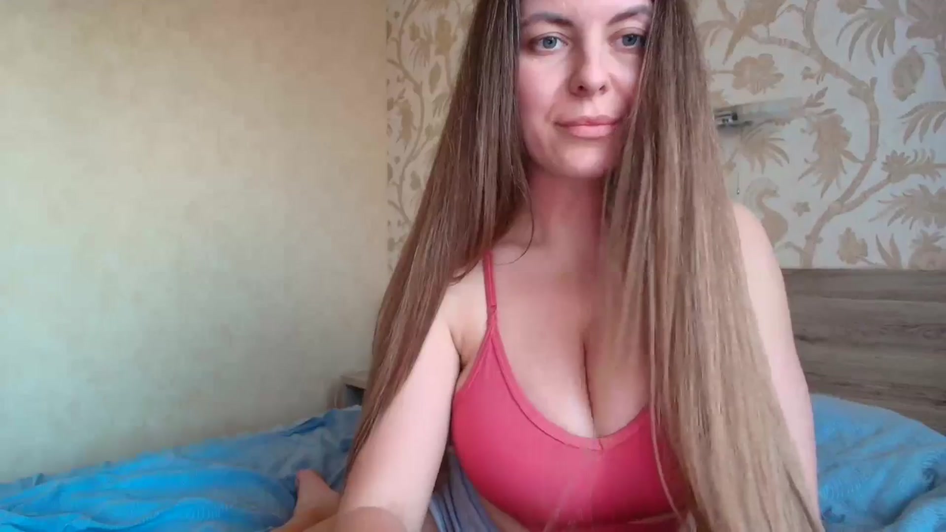Gallery image thumbnail from BloodyMaria's myfreecams stream on, 08/09/2025, 17:06 image 17 of 20
