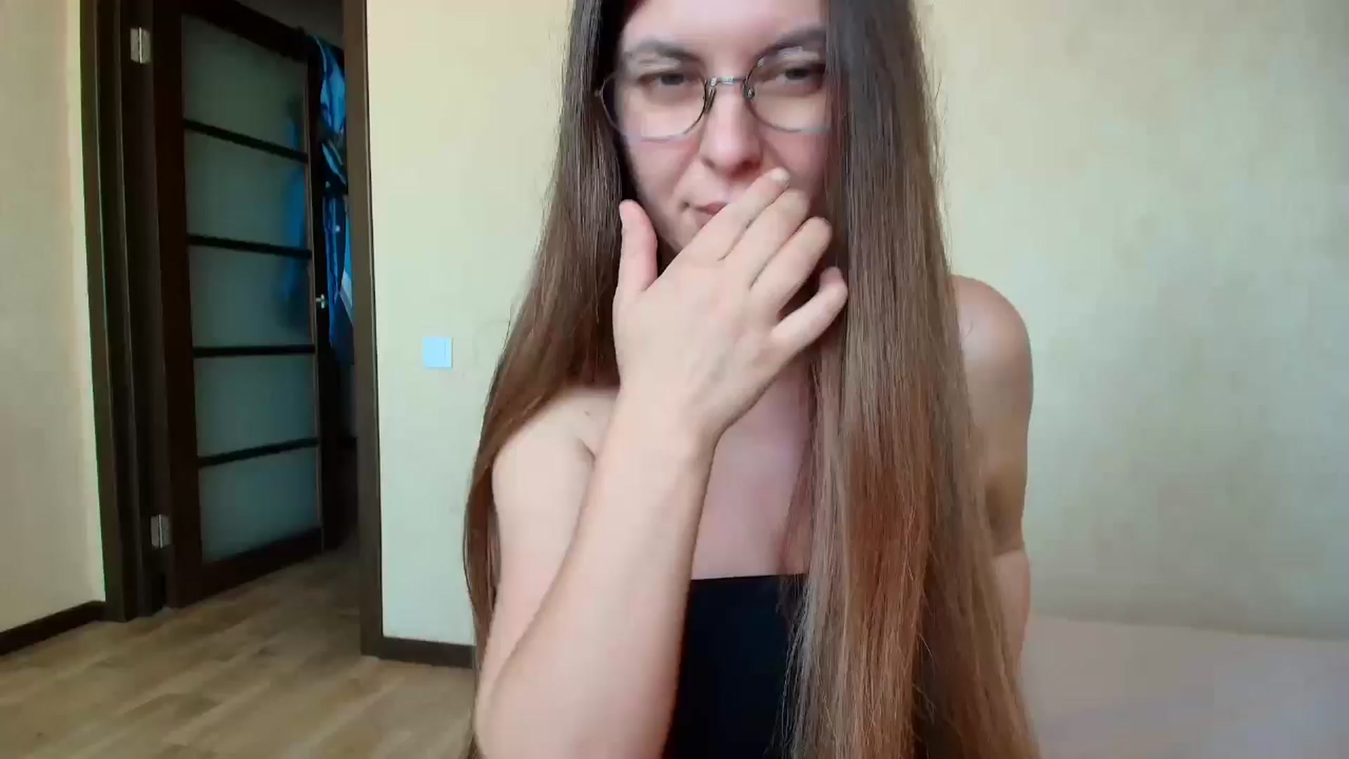Gallery image thumbnail from BloodyMaria's myfreecams stream on, 08/21/2025, 13:12 image 12 of 20