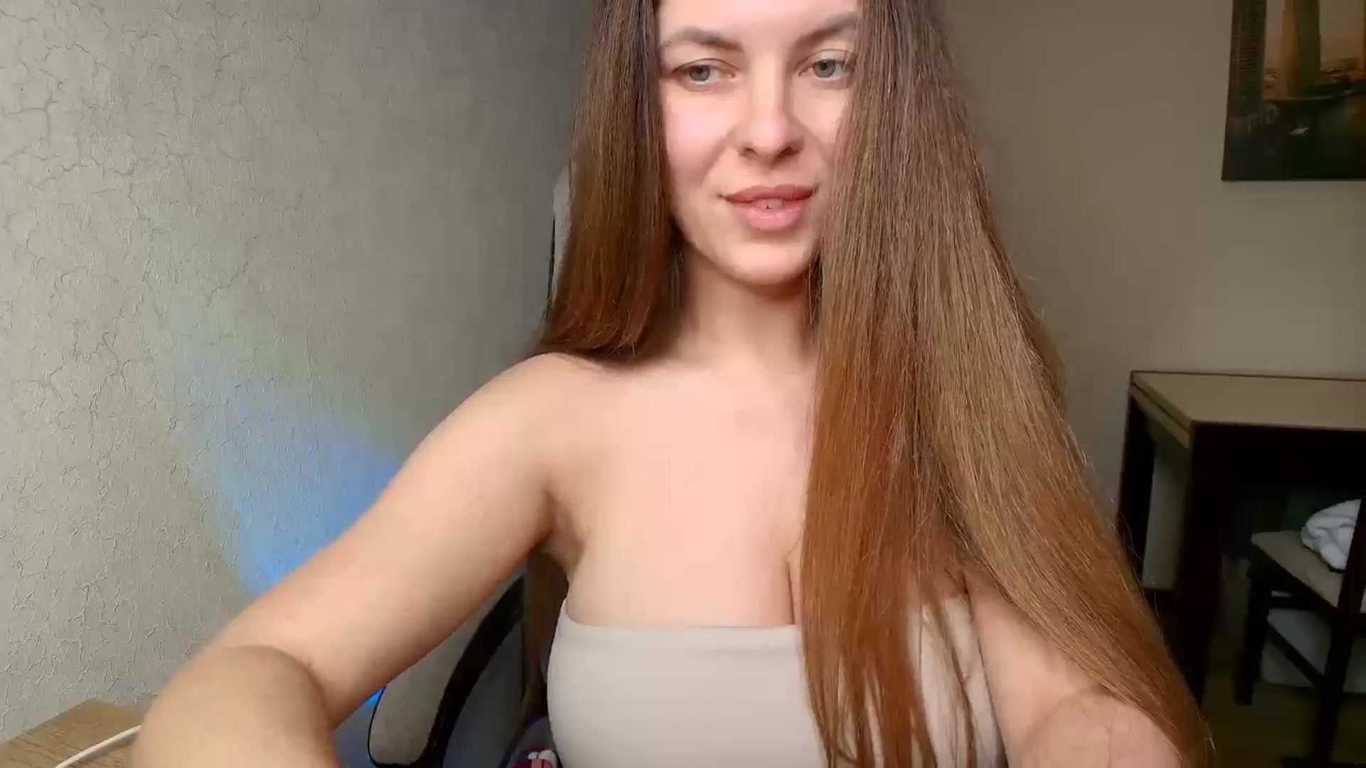 Gallery image thumbnail from BloodyMaria's myfreecams stream on, 10/29/2025, 12:56 image 10 of 20