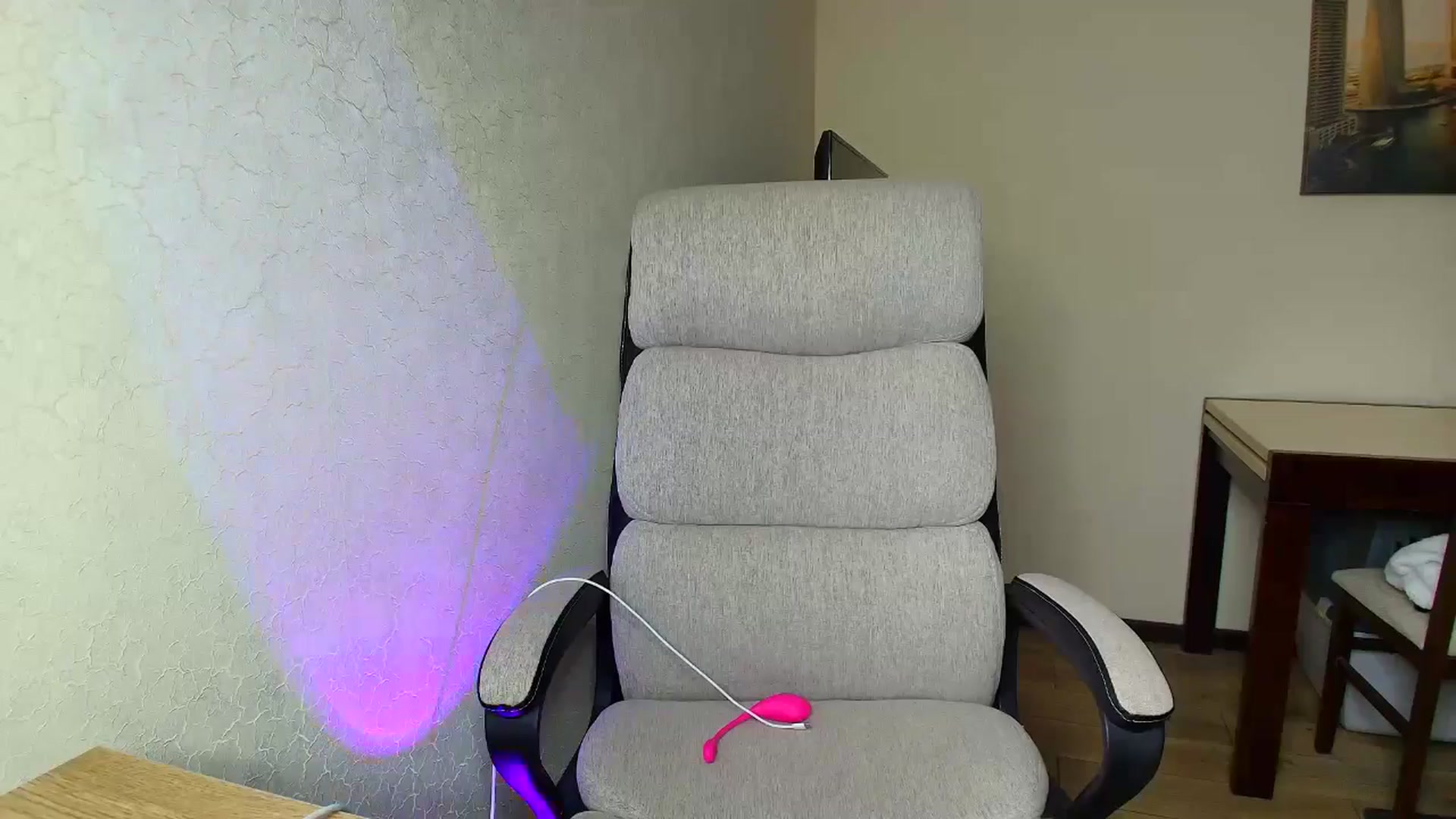 Gallery image thumbnail from BloodyMaria's myfreecams stream on, 10/29/2025, 12:56 image 14 of 20