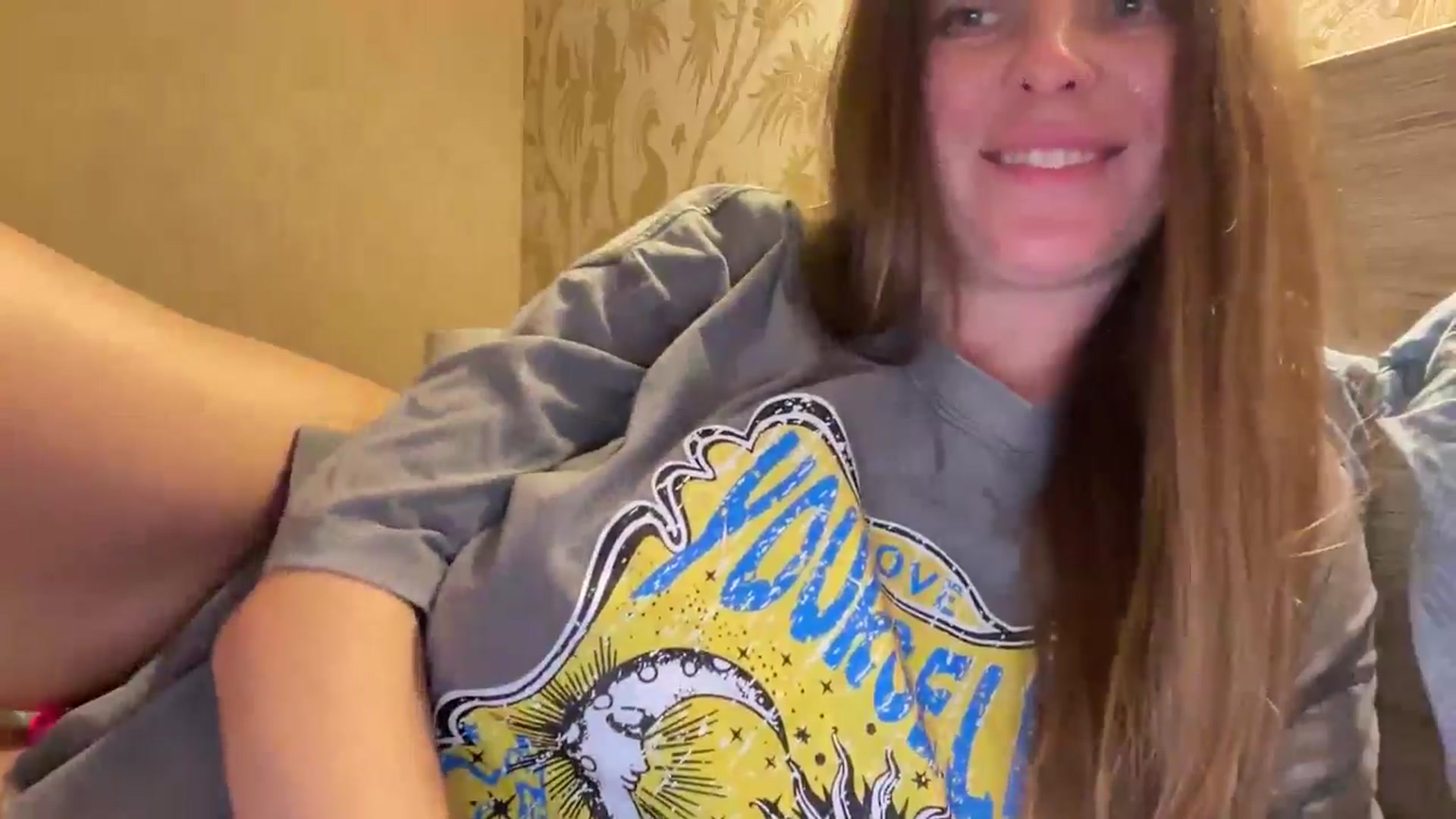 Gallery image thumbnail from BloodyMaria's myfreecams stream on, 10/29/2025, 15:18 image 14 of 20