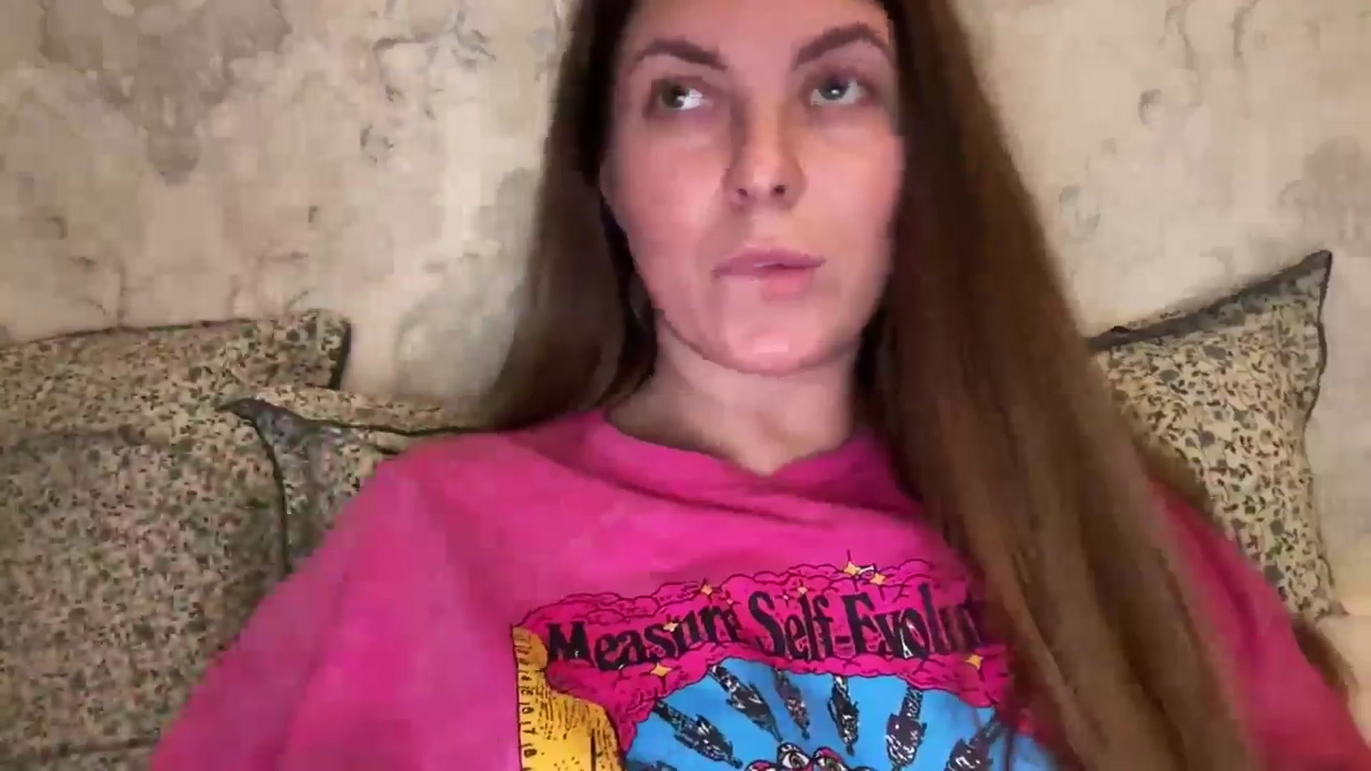 Gallery image thumbnail from BloodyMaria's myfreecams stream on, 11/18/2025, 17:42 image 13 of 20