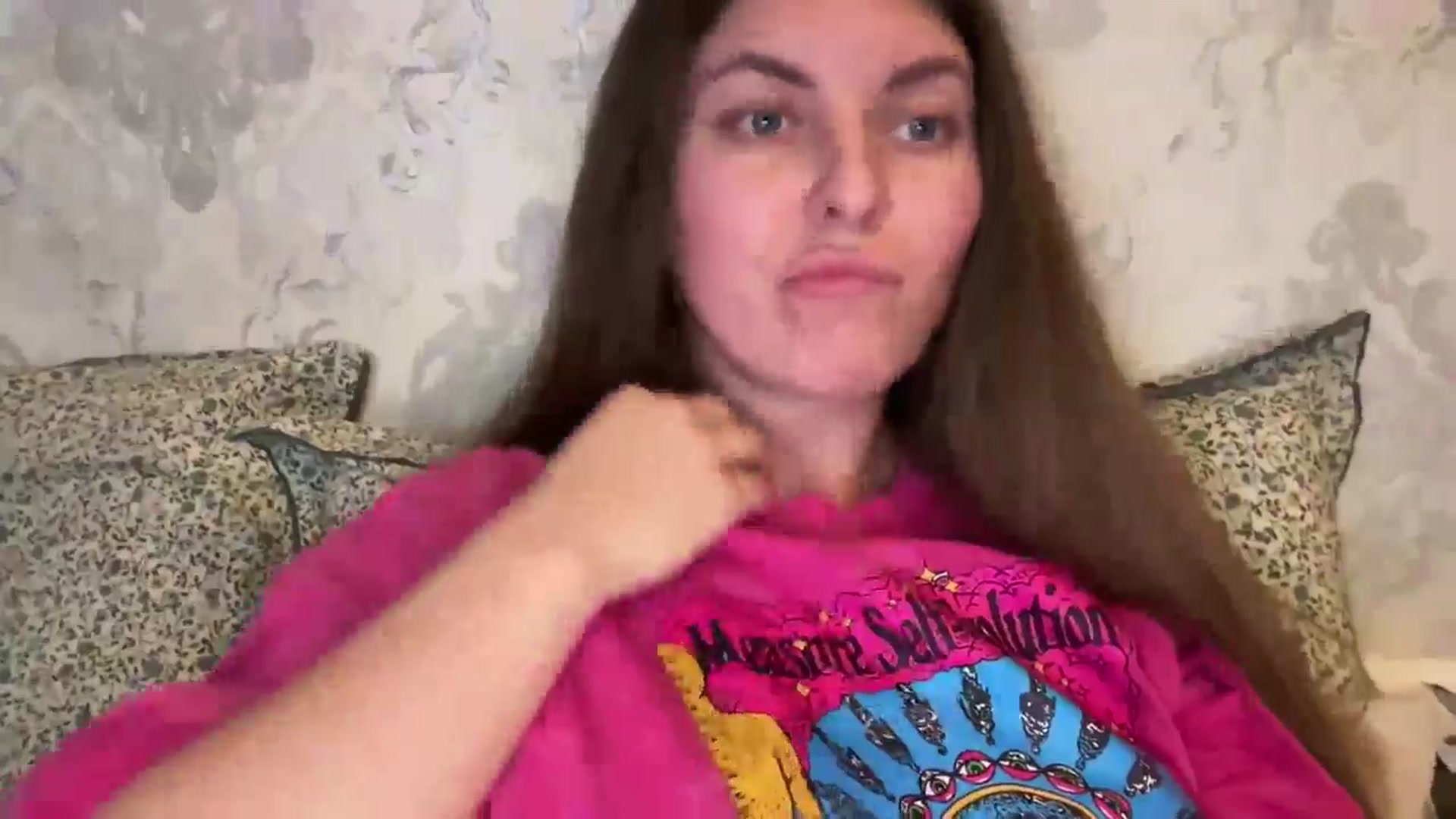 Gallery image thumbnail from BloodyMaria's myfreecams stream on, 11/18/2025, 17:42 image 9 of 20