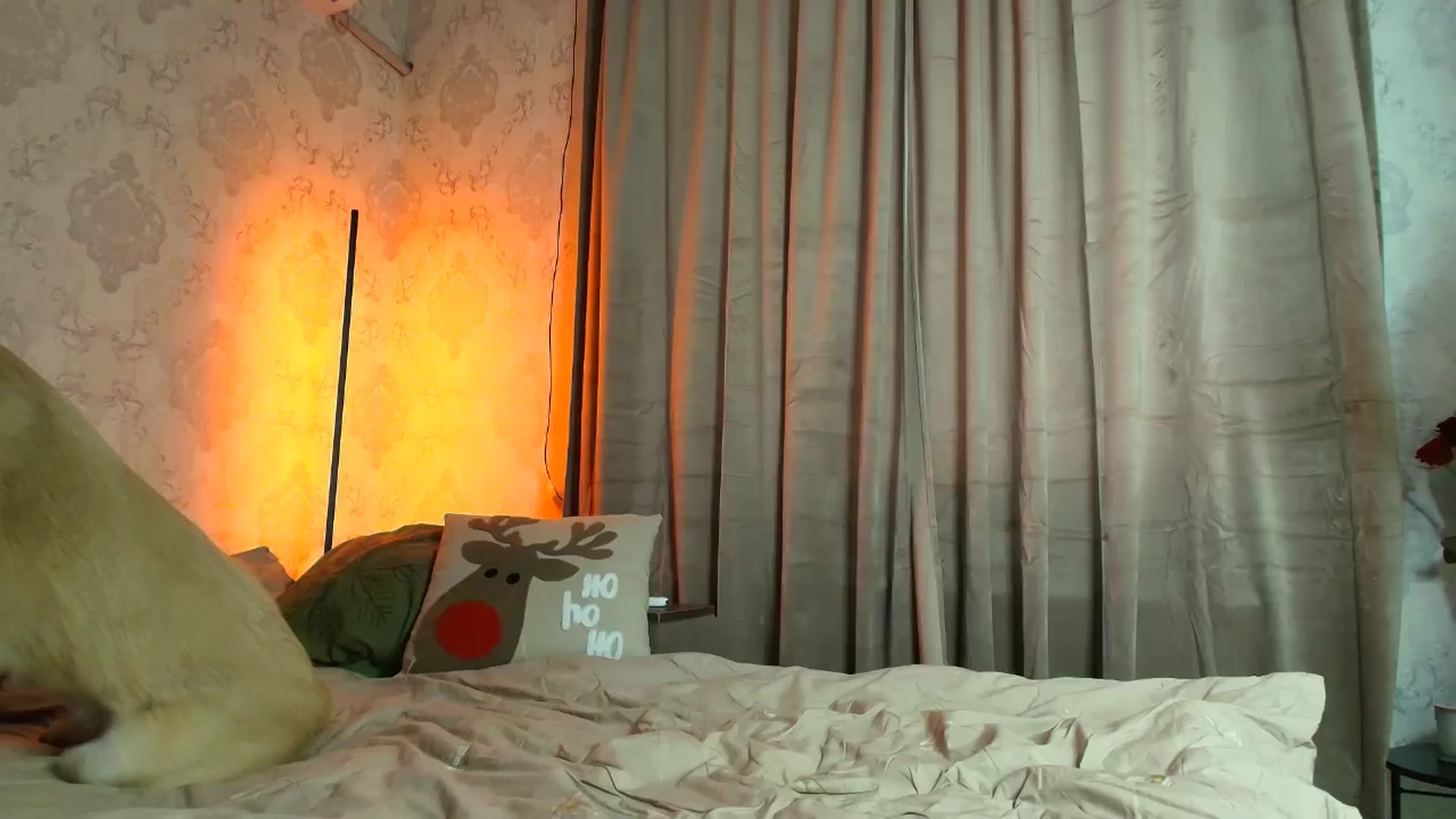 Gallery image thumbnail from BloodyMaria's myfreecams stream on, 12/25/2025, 12:19 image 5 of 20