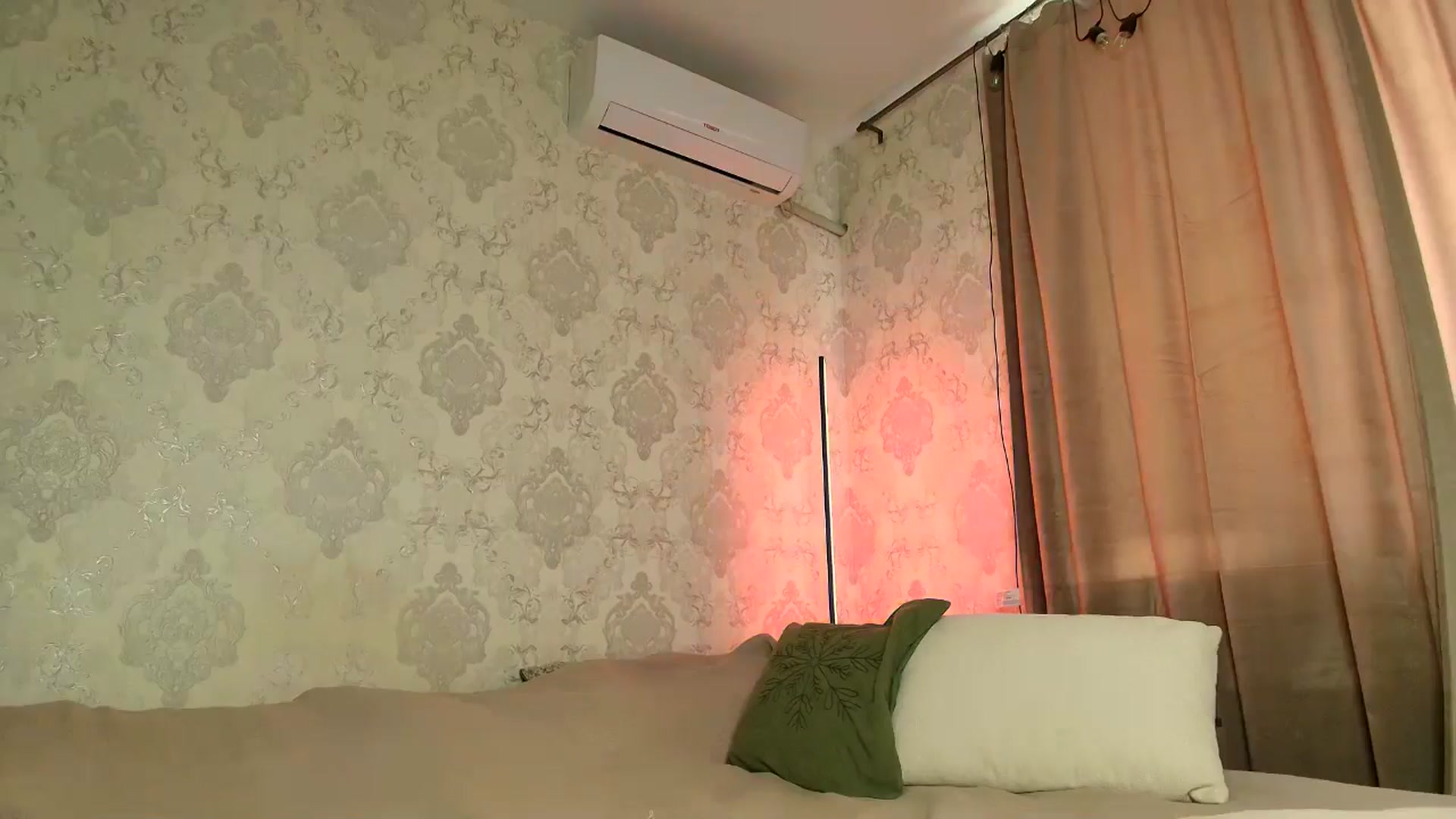 Gallery image thumbnail from BloodyMaria's myfreecams stream on, 01/17/2026, 14:40 image 9 of 20