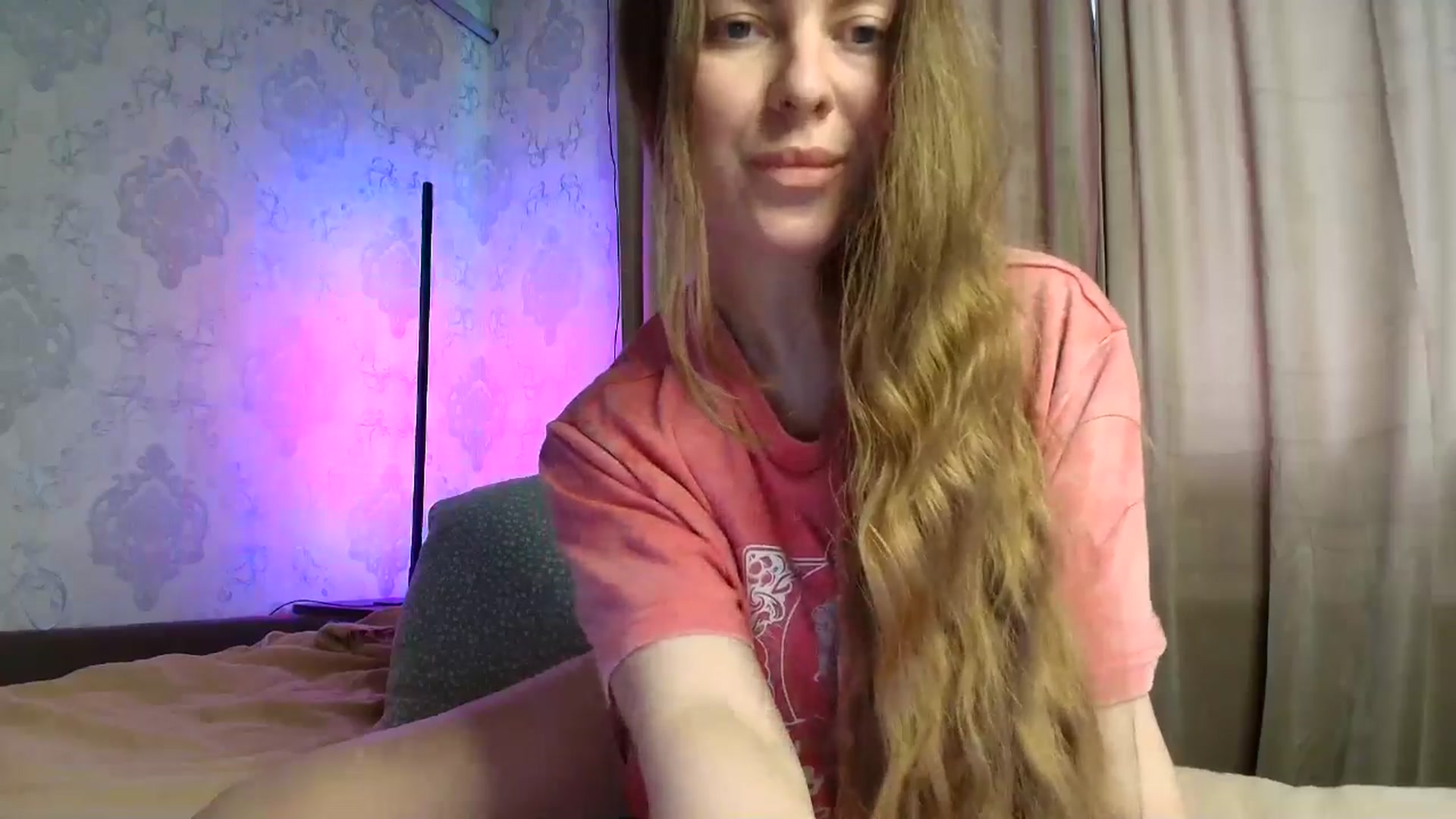 Gallery image thumbnail from BloodyMaria's myfreecams stream on, 04/15/2026, 08:41 image 16 of 20
