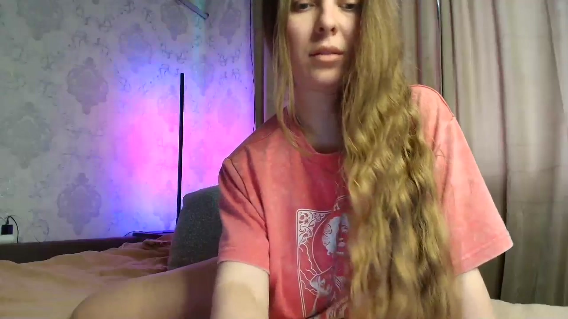 Gallery image thumbnail from BloodyMaria's myfreecams stream on, 04/15/2026, 08:41 image 17 of 20