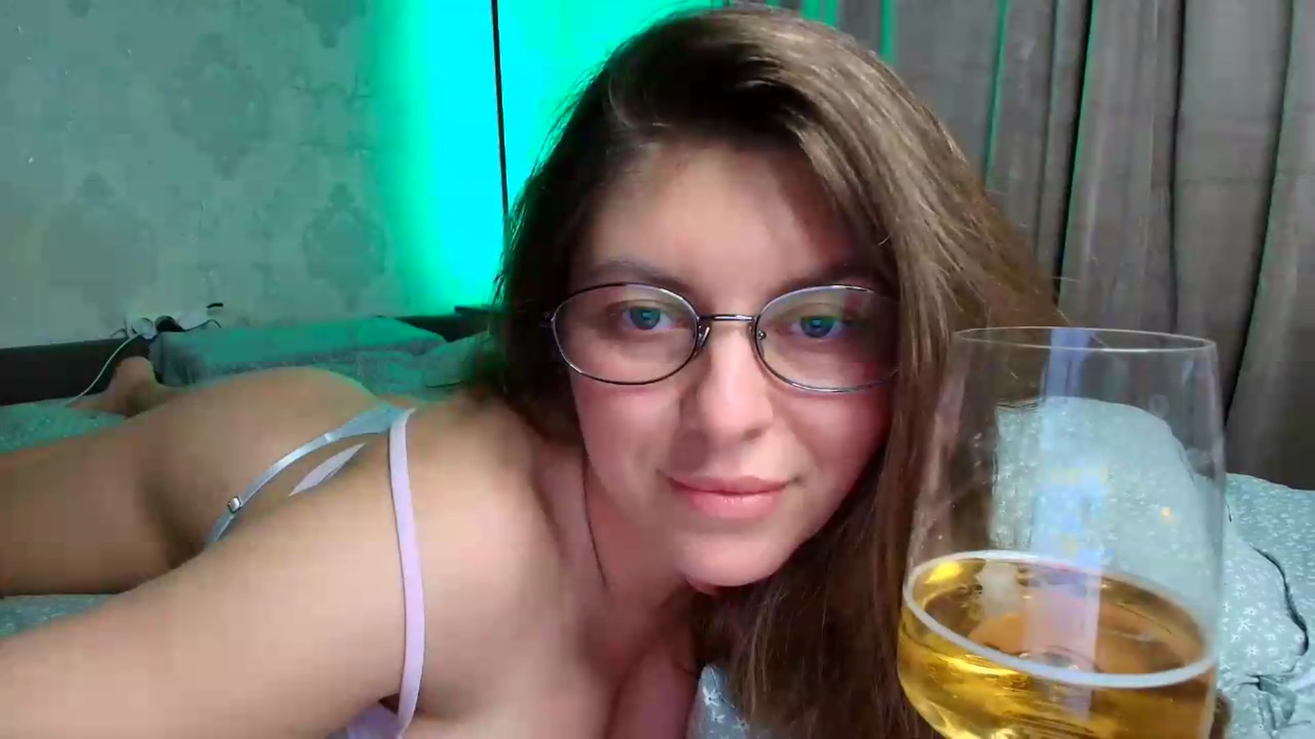 Gallery image thumbnail from BloodyMaria's myfreecams stream on, 07/19/2026, 18:04 image 18 of 20