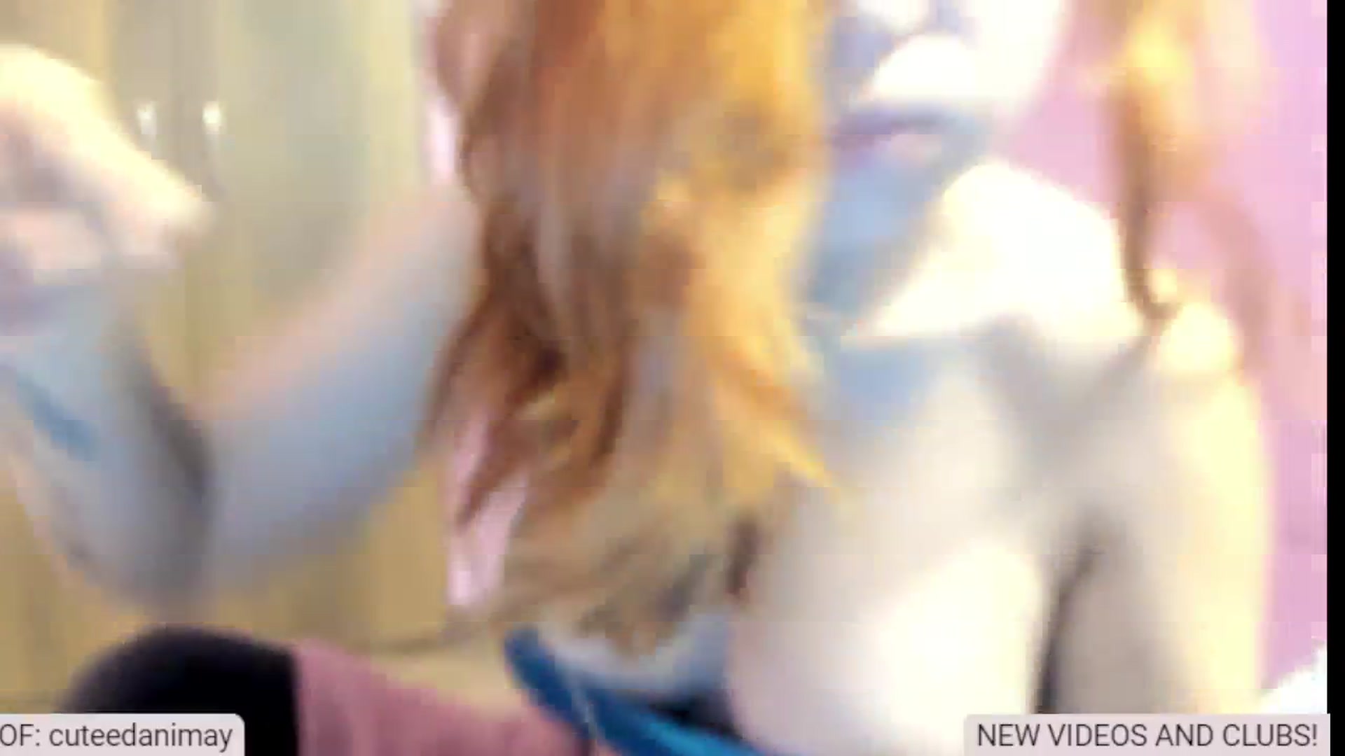 Gallery image thumbnail from BloomDani's myfreecams stream on, 11/27/2024, 14:08 image 7 of 20