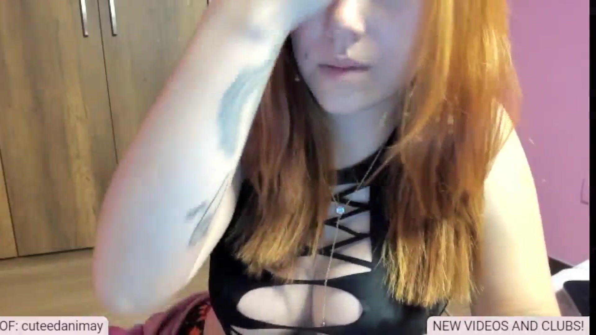 Gallery image thumbnail from BloomDani's myfreecams stream on, 12/01/2024, 18:27 image 13 of 20