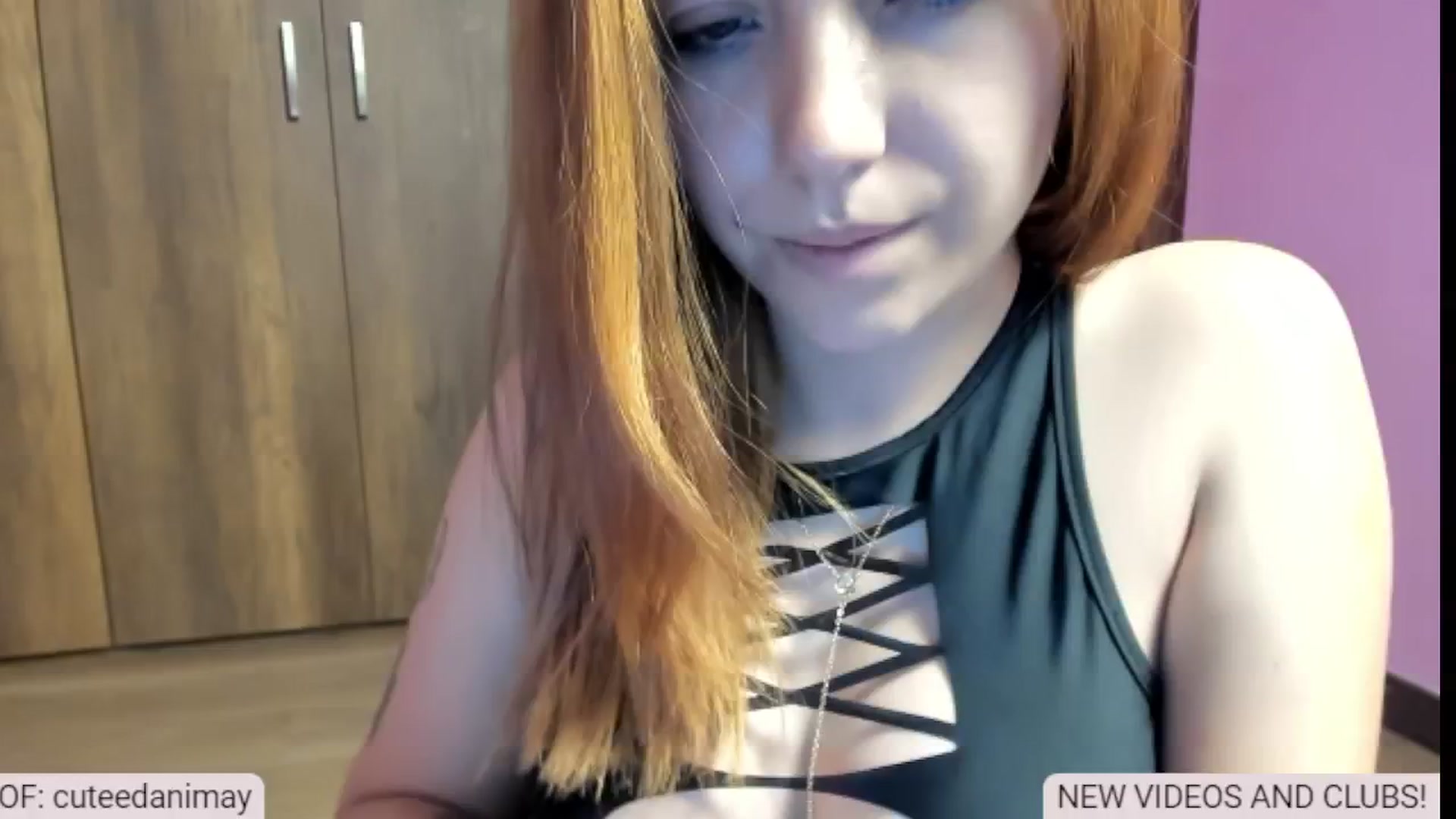 Gallery image thumbnail from BloomDani's myfreecams stream on, 12/01/2024, 18:27 image 7 of 20