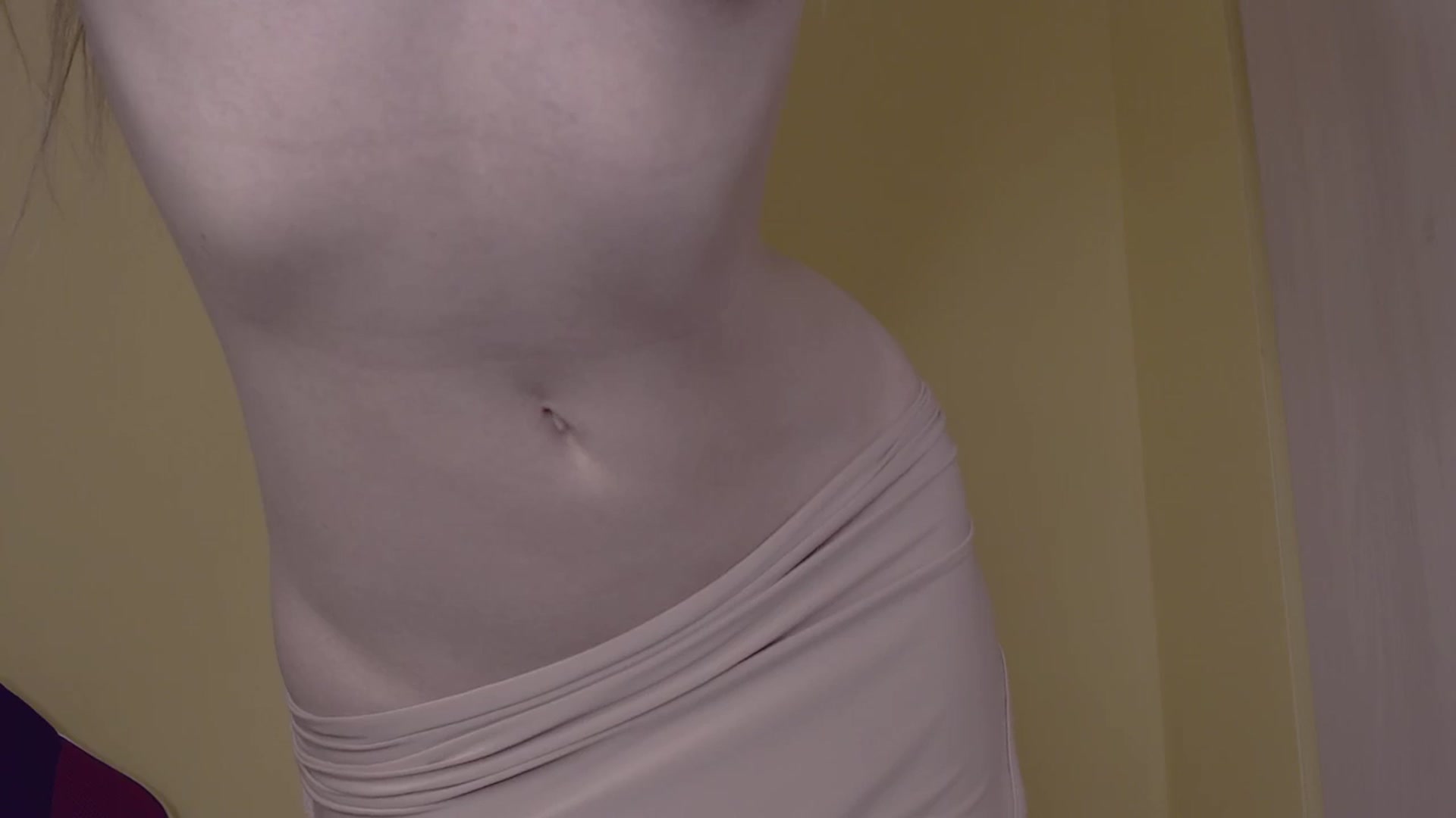 Gallery image thumbnail from Bloomi's myfreecams stream on, 05/21/2025, 10:30 image 19 of 20