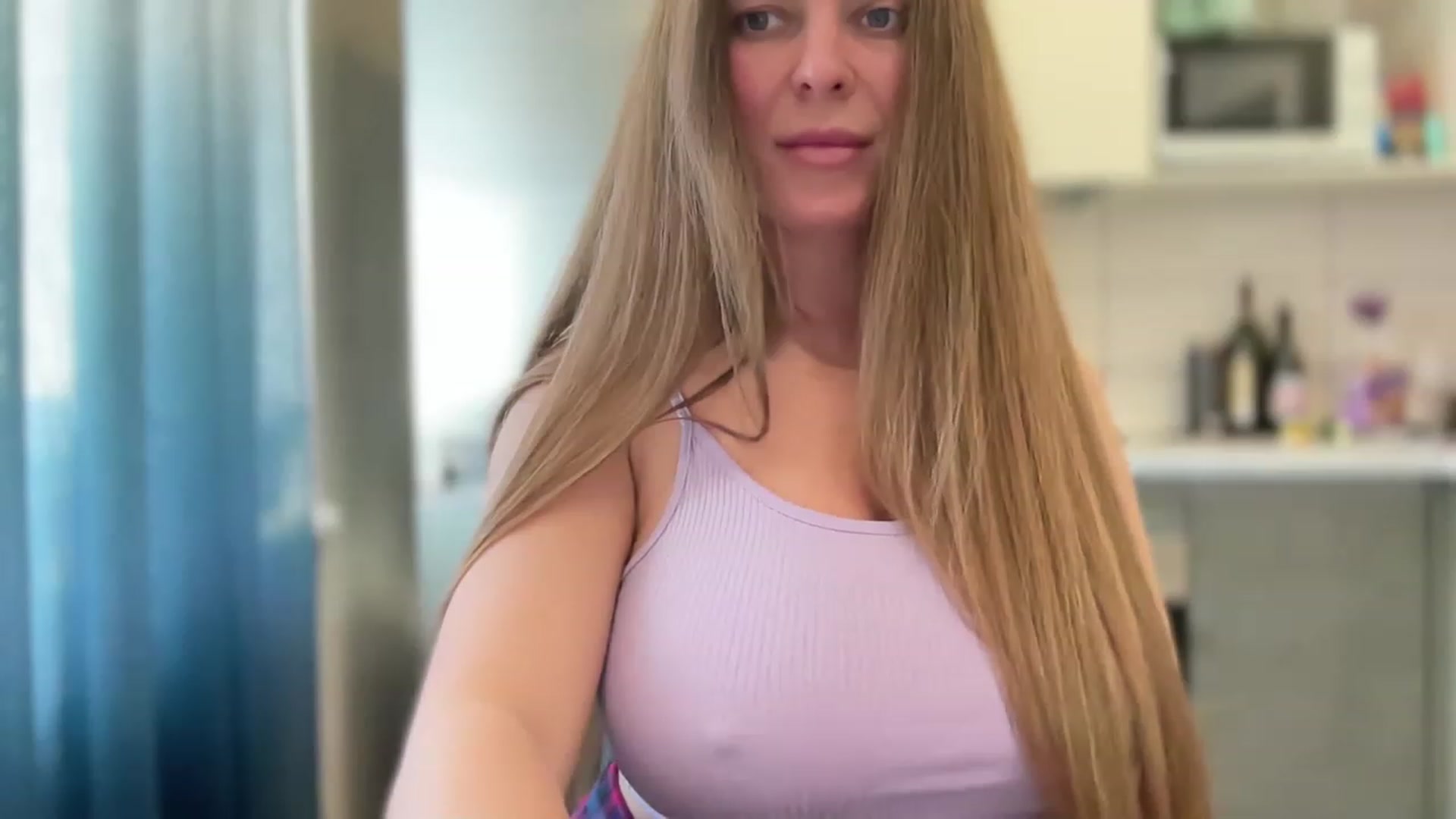 Gallery image thumbnail from BlooodyMari's myfreecams stream on, 02/23/2023, 09:42 image 17 of 20