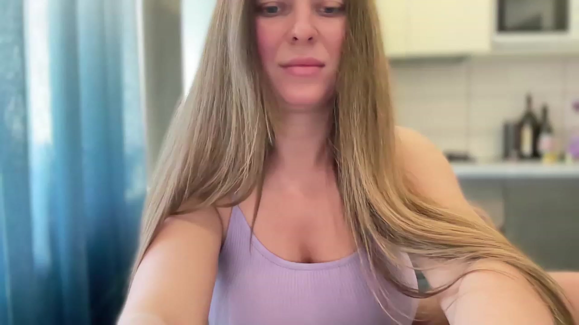 Gallery image thumbnail from BlooodyMari's myfreecams stream on, 02/23/2023, 09:42 image 6 of 20