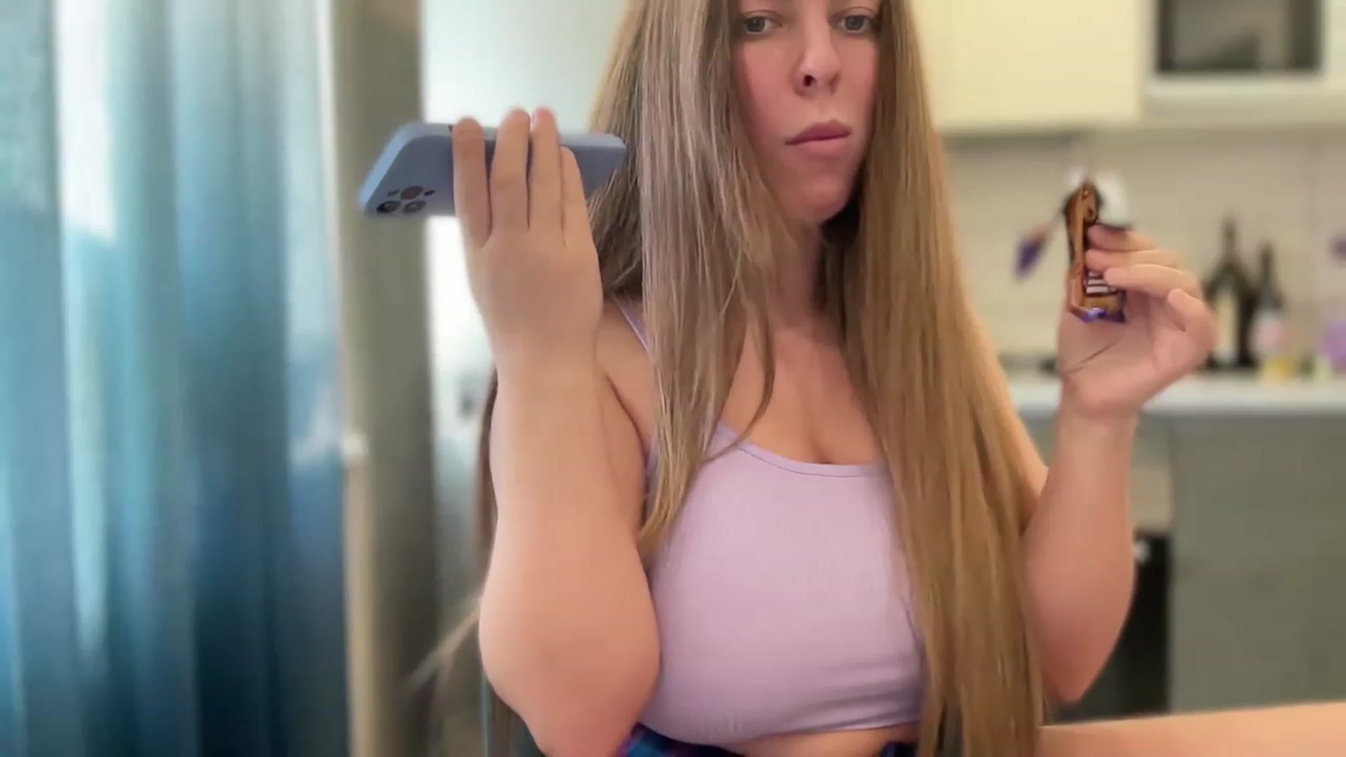 Gallery image thumbnail from BlooodyMari's myfreecams stream on, 02/23/2023, 09:42 image 10 of 20