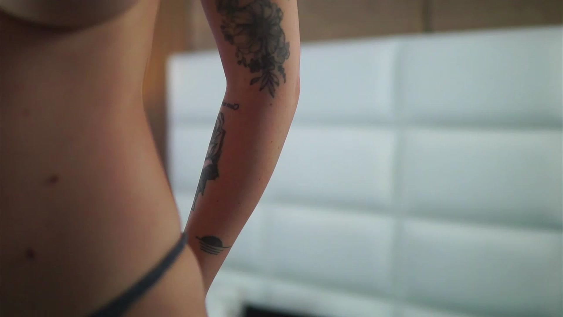 Gallery image thumbnail from BlossomBae's myfreecams stream on, 01/10/2024, 16:11 image 18 of 20
