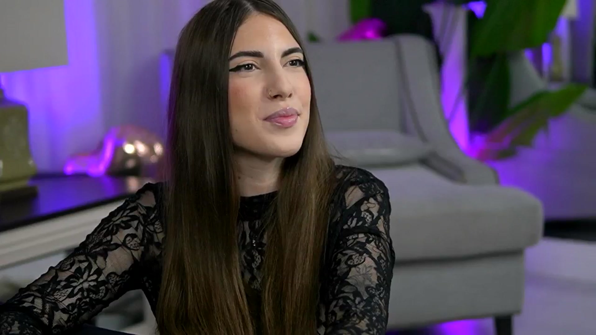 Gallery image thumbnail from BlossomBae's myfreecams stream on, 09/25/2024, 14:11 image 19 of 20