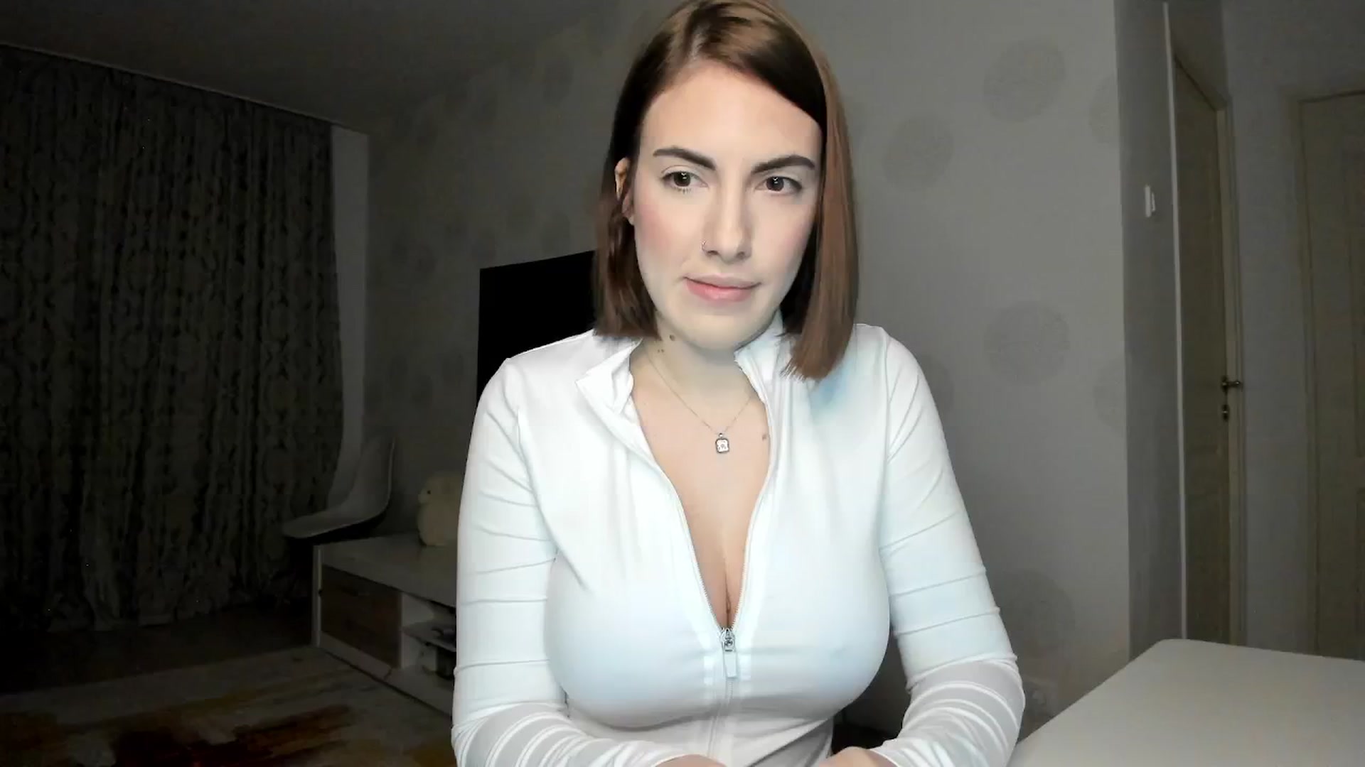 Gallery image thumbnail from BlossomBae's myfreecams stream on, 04/01/2025, 19:09 image 14 of 20