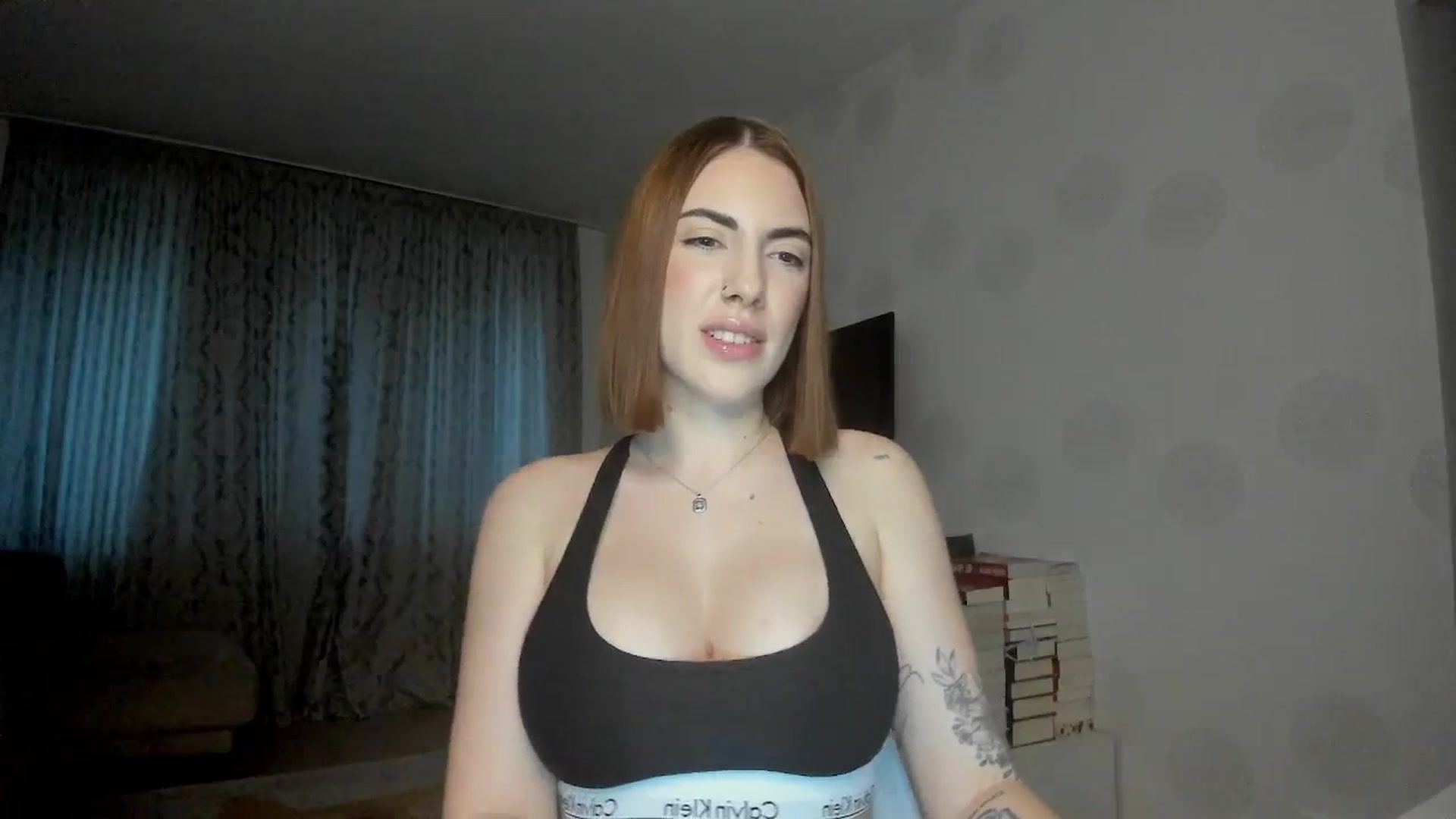 Gallery image thumbnail from BlossomBae's myfreecams stream on, 04/12/2025, 16:58 image 18 of 20