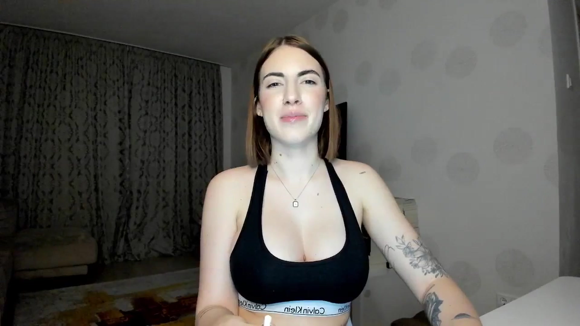 Gallery image thumbnail from BlossomBae's myfreecams stream on, 04/12/2025, 18:33 image 9 of 20