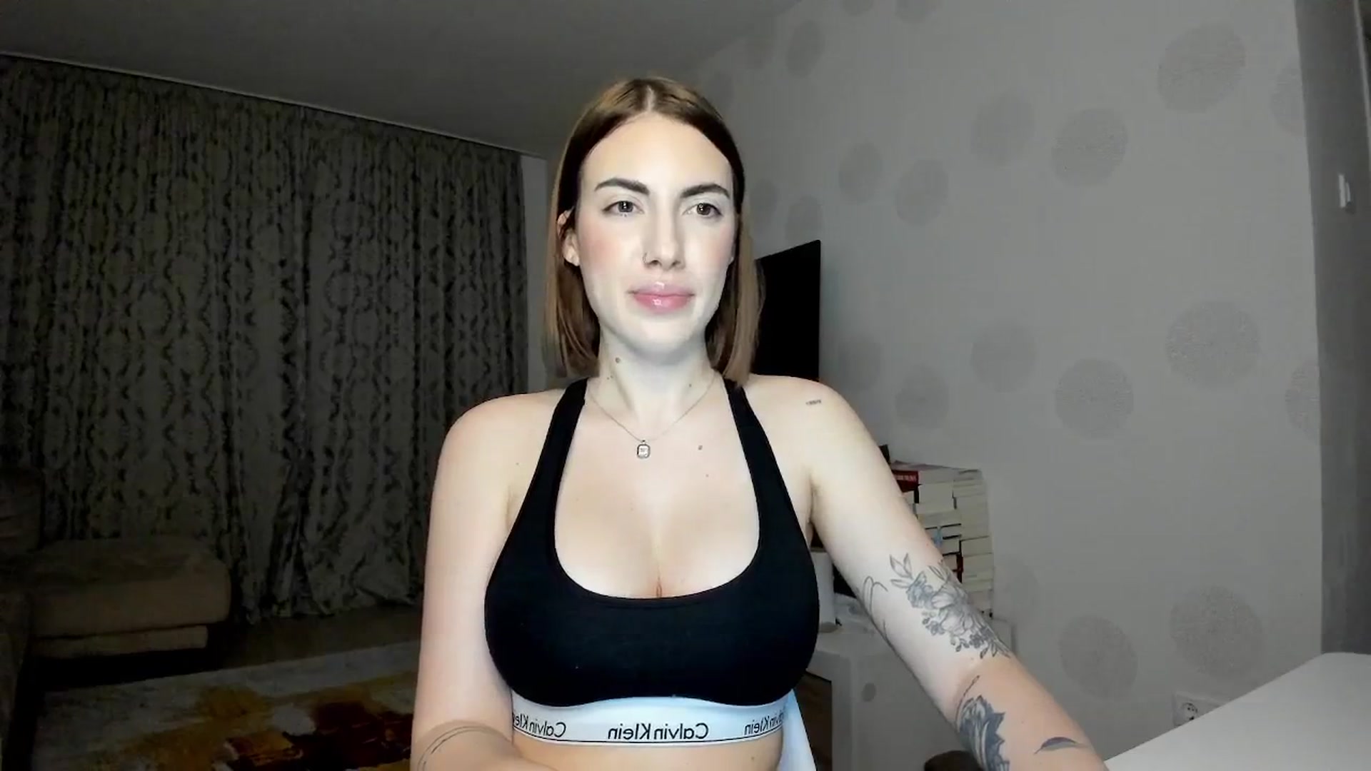 Gallery image thumbnail from BlossomBae's myfreecams stream on, 04/12/2025, 18:33 image 7 of 20